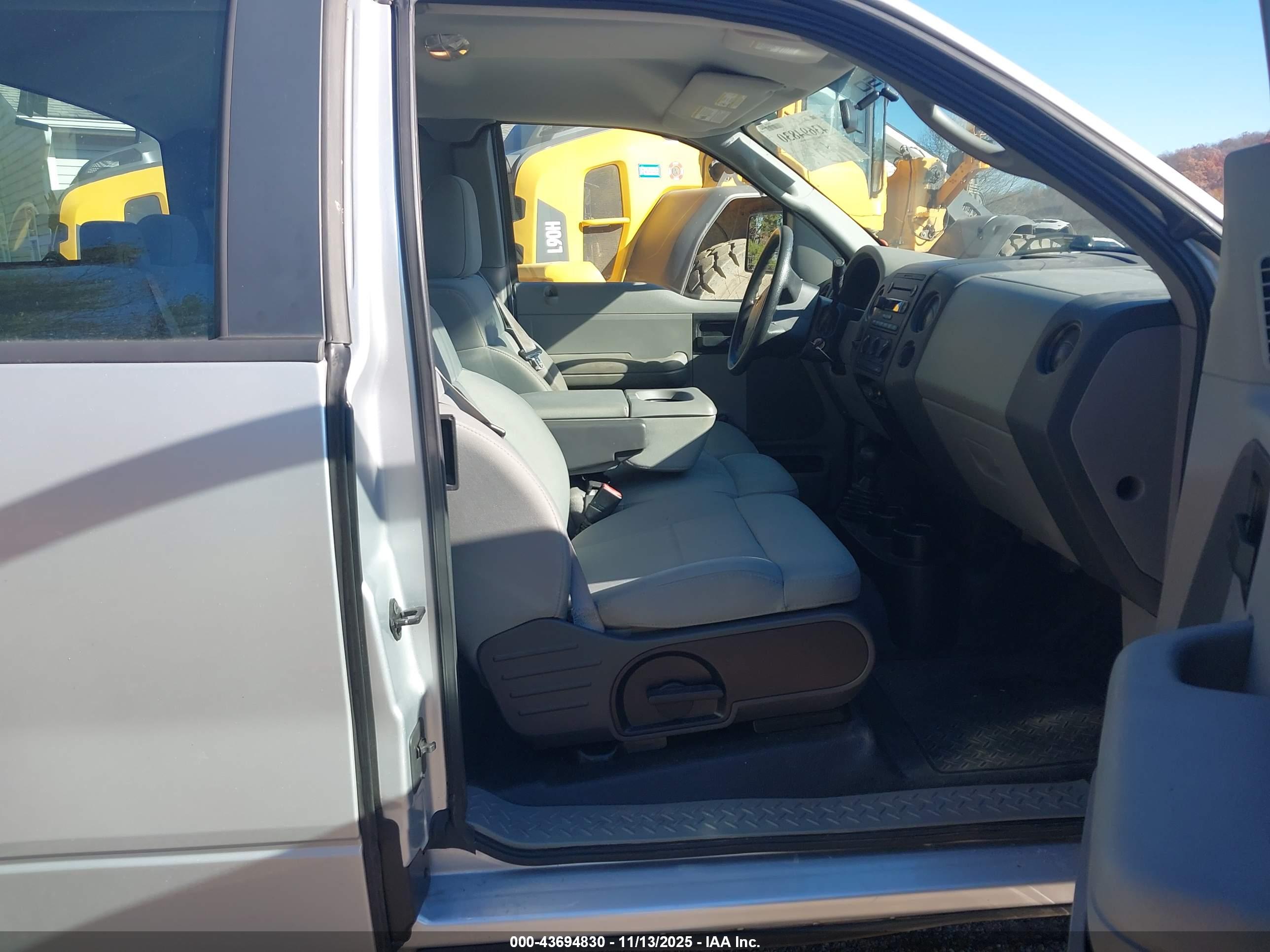 FORD F-150 image 5
