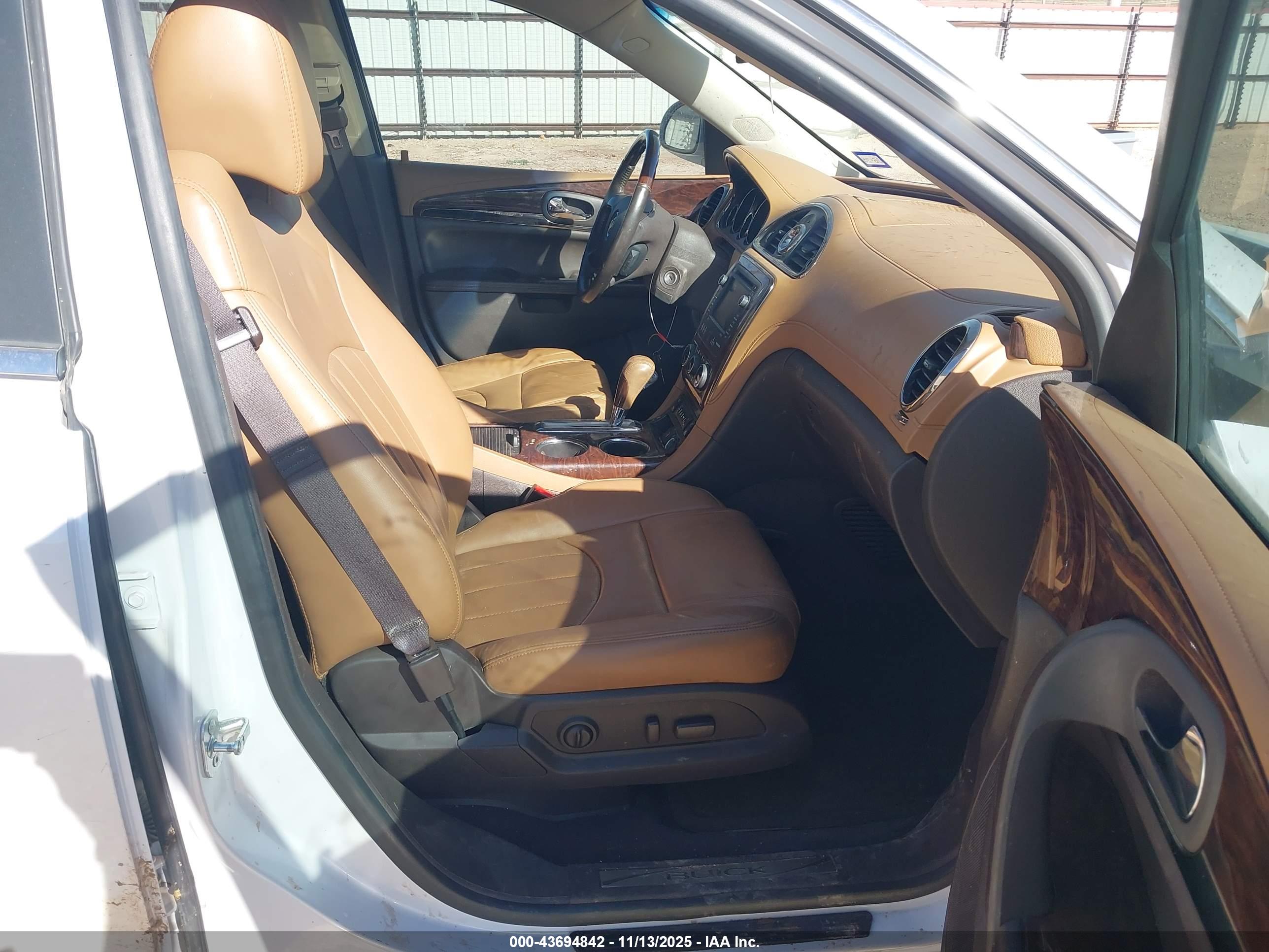 BUICK ENCLAVE image 5