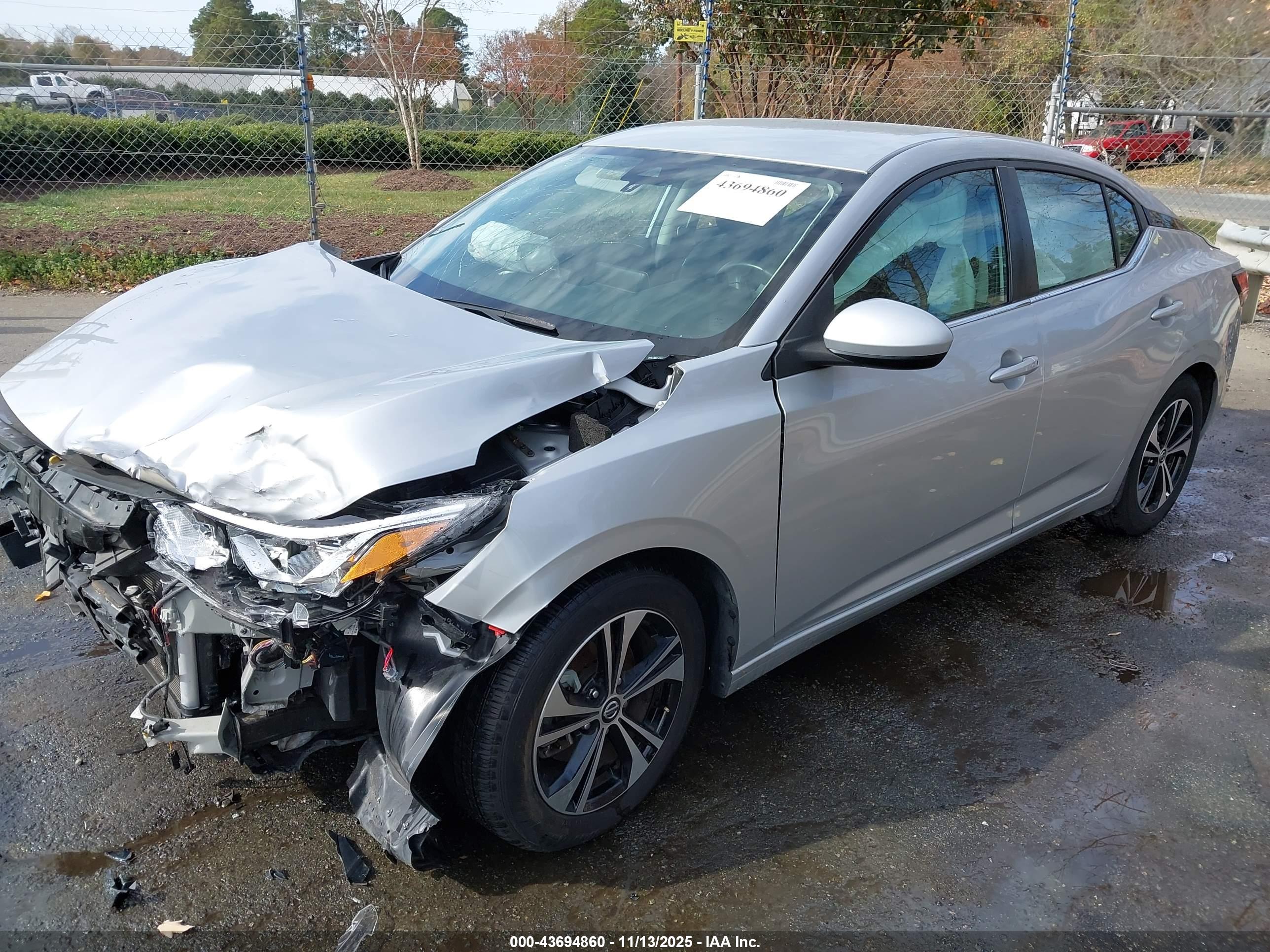 NISSAN SENTRA image 2