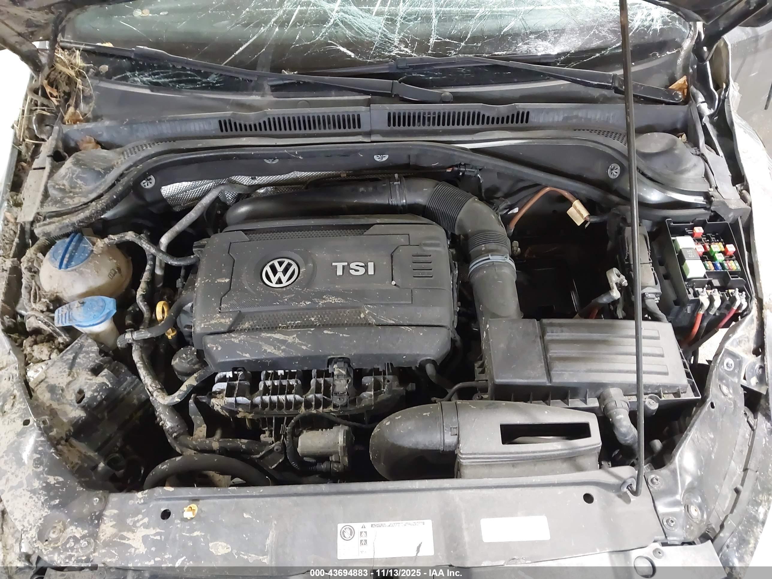 VOLKSWAGEN JETTA image 10