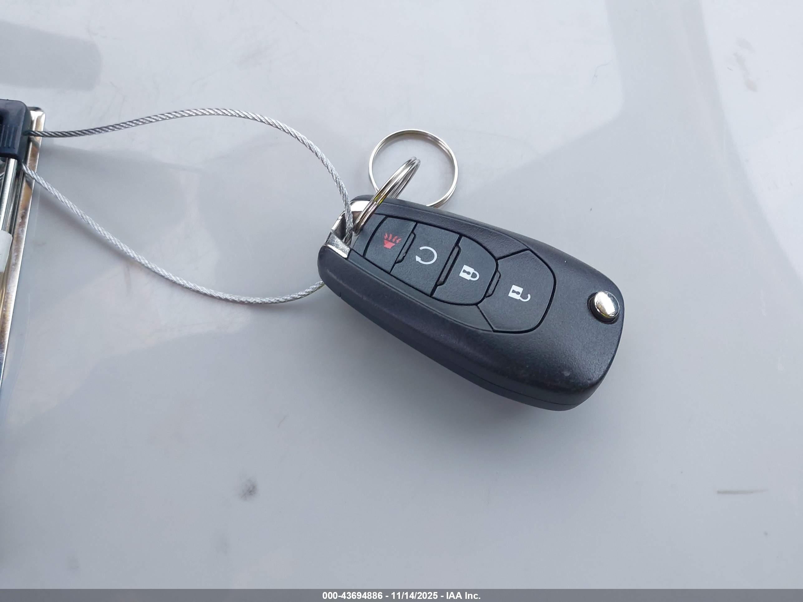 CHEVROLET TRAX image 11