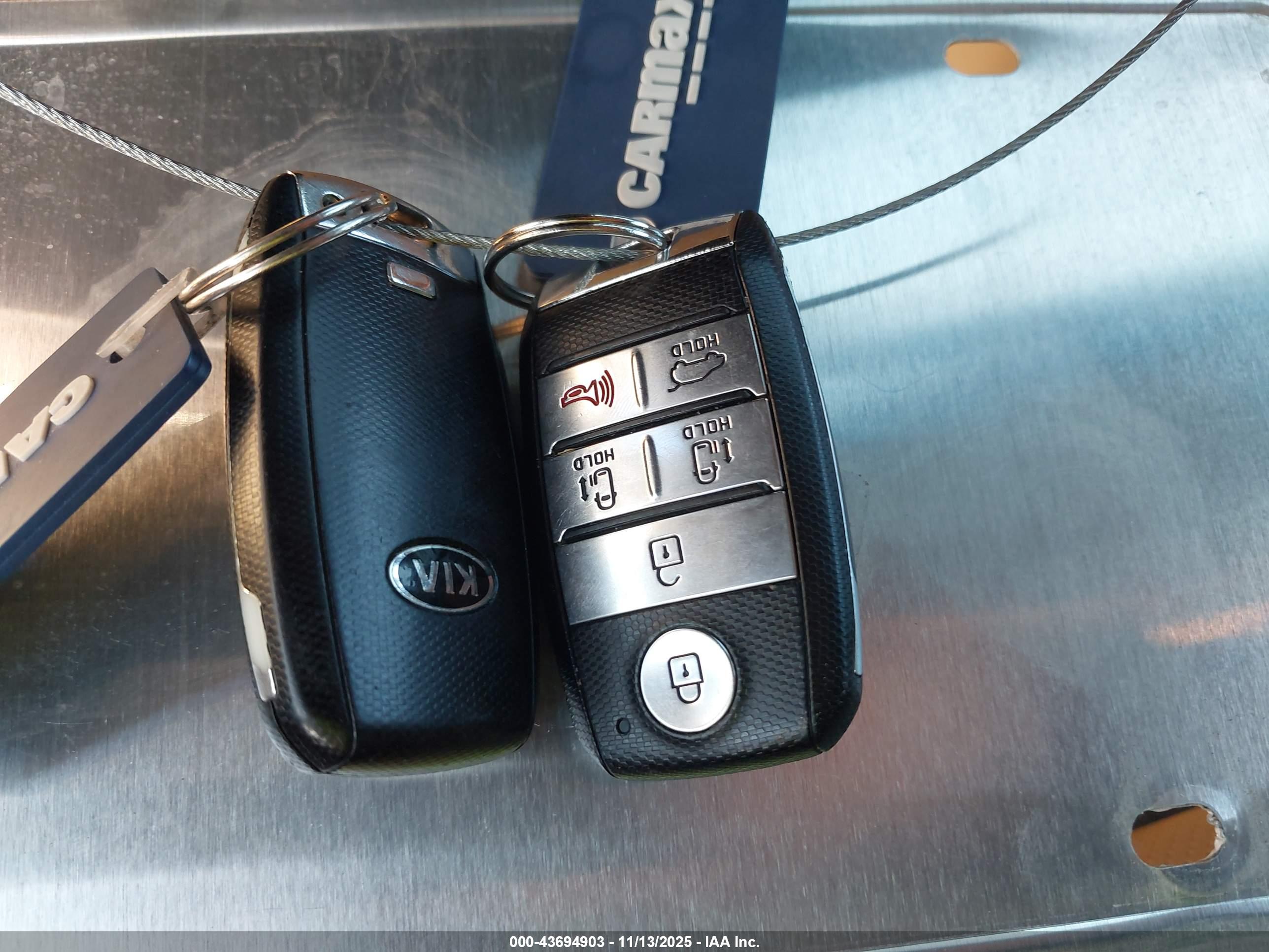 KIA SEDONA image 11