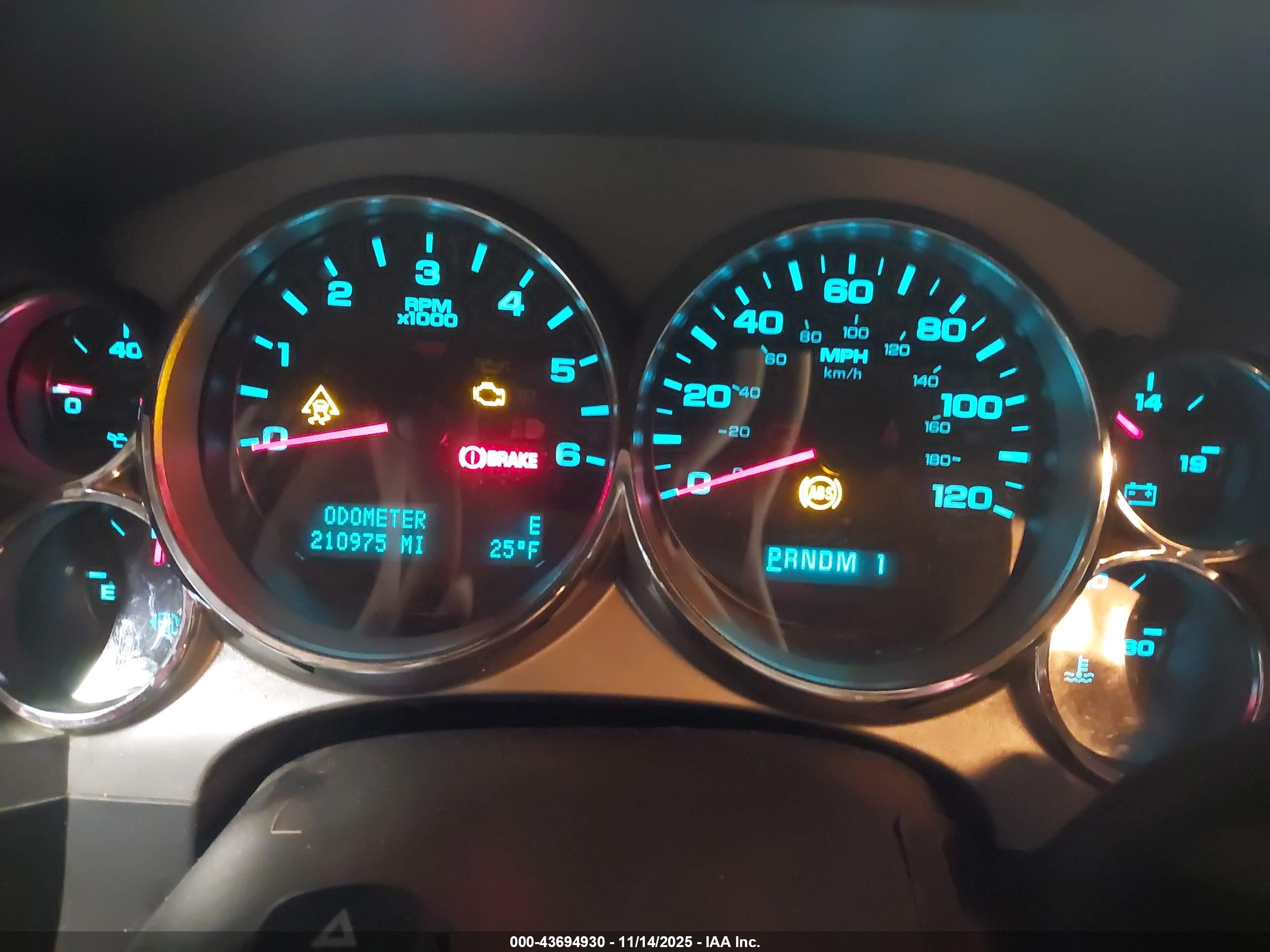 GMC SIERRA image 7