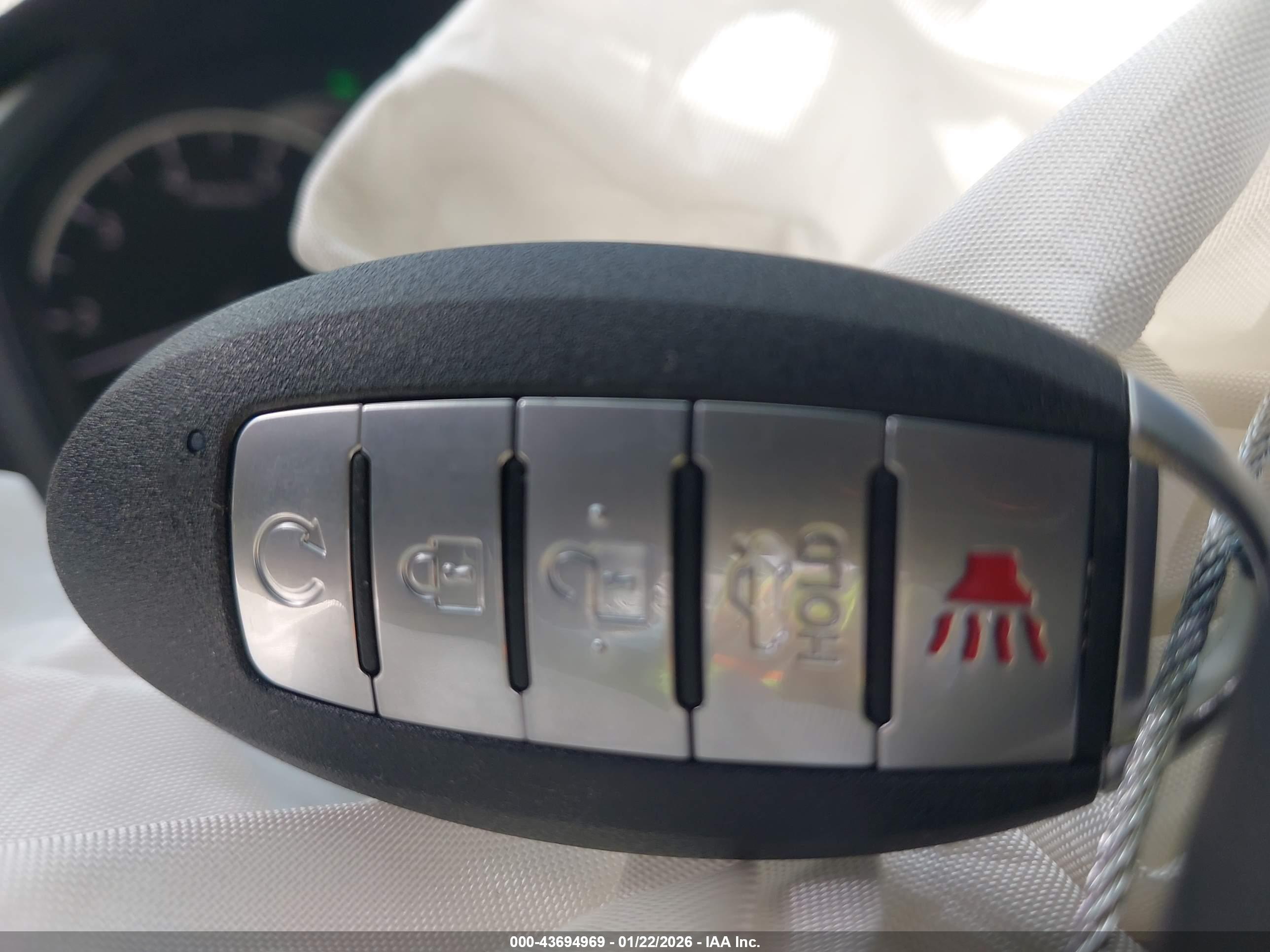 NISSAN ALTIMA image 11