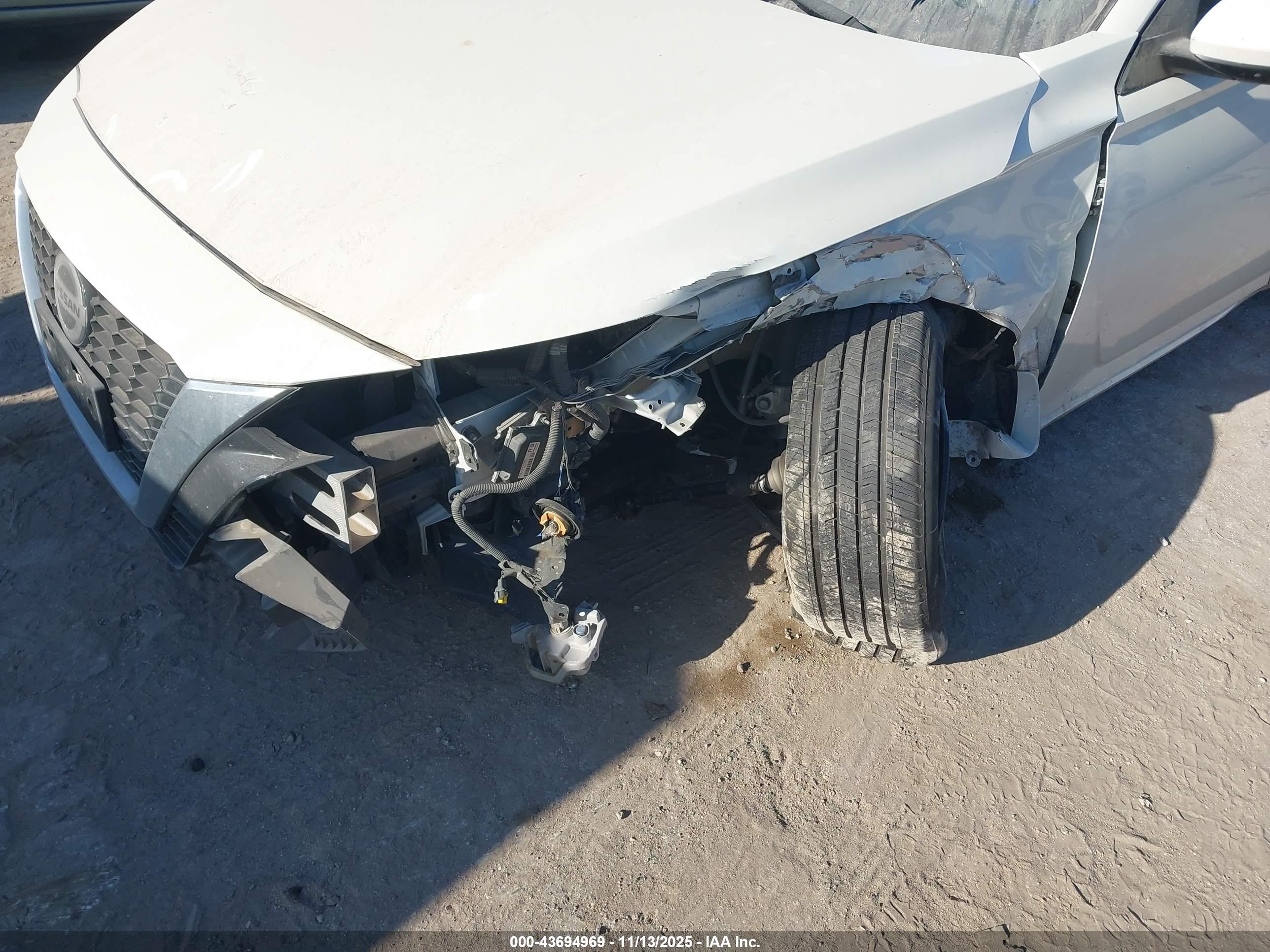 NISSAN ALTIMA image 6