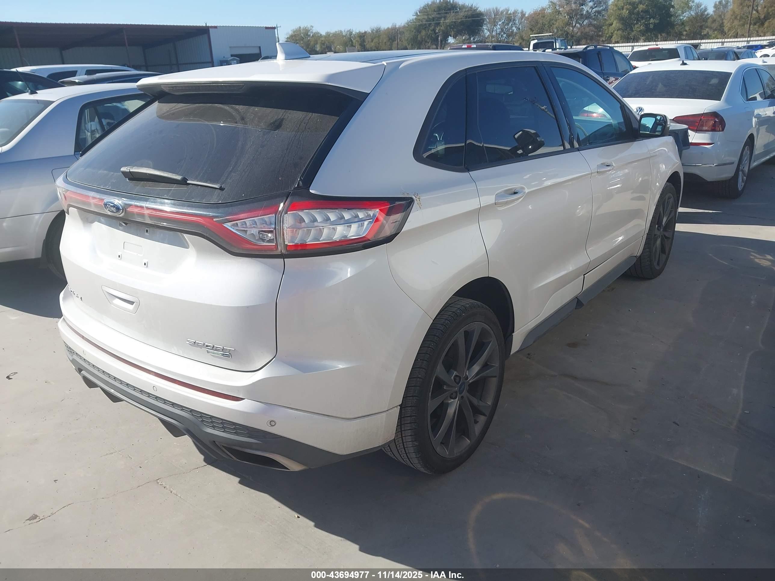 FORD EDGE image 4