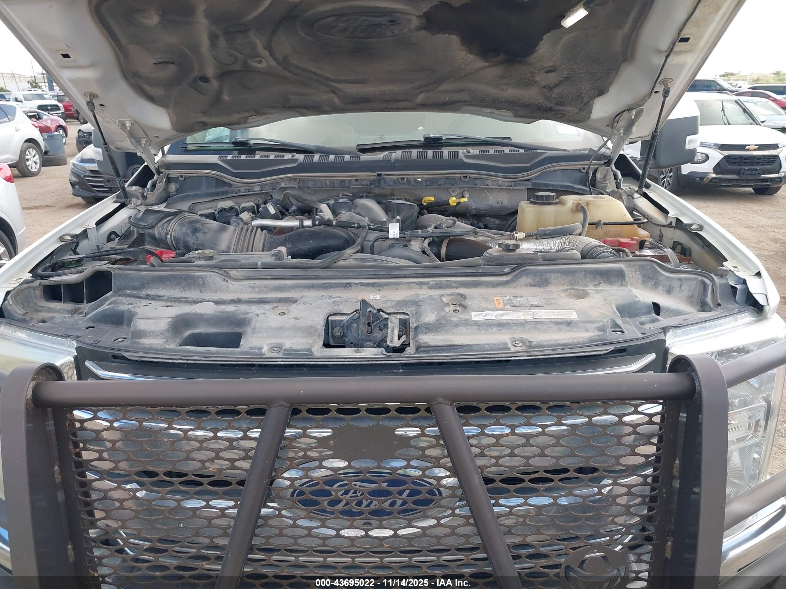 FORD F-250 image 10