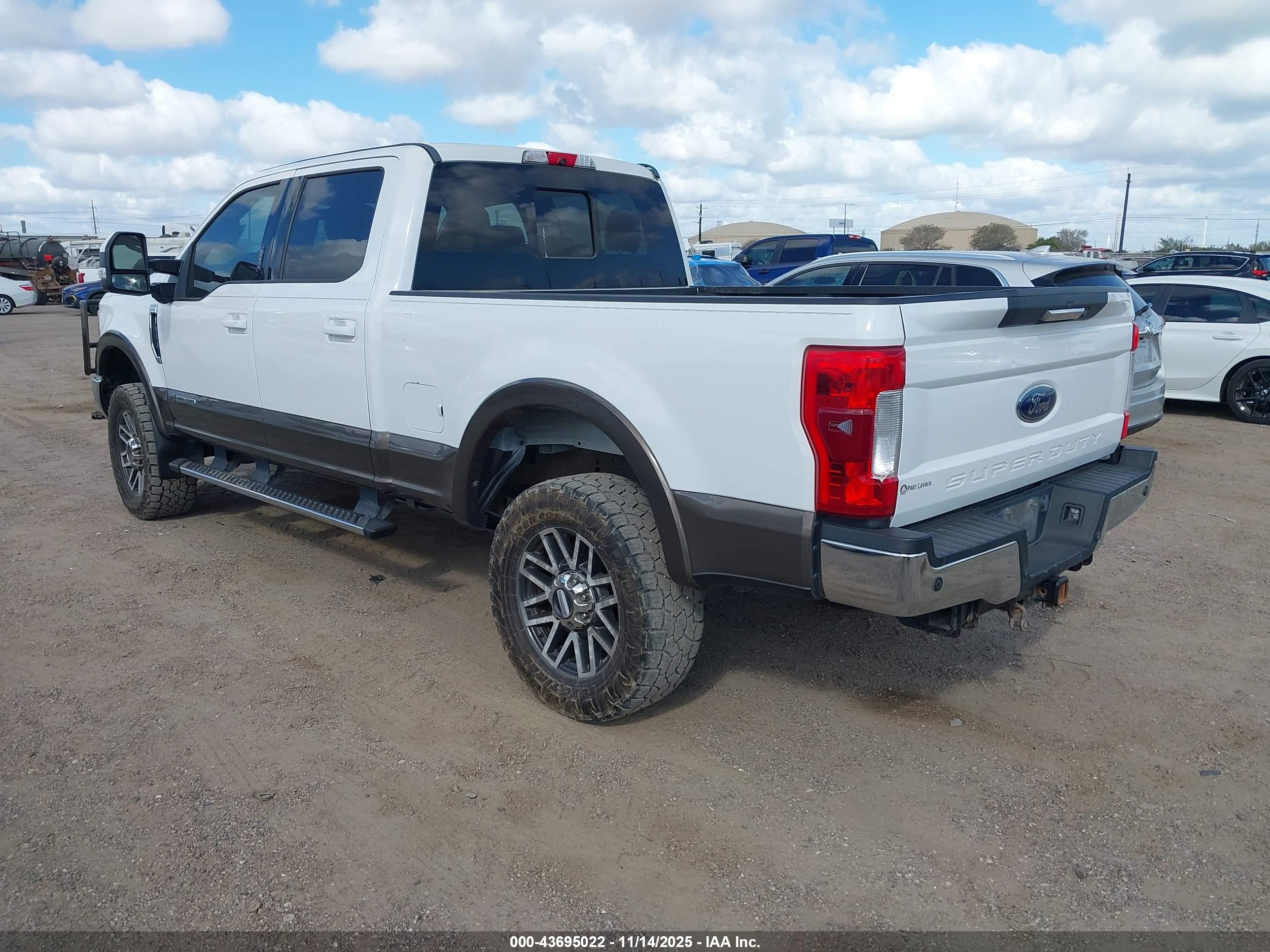 FORD F-250 image 3