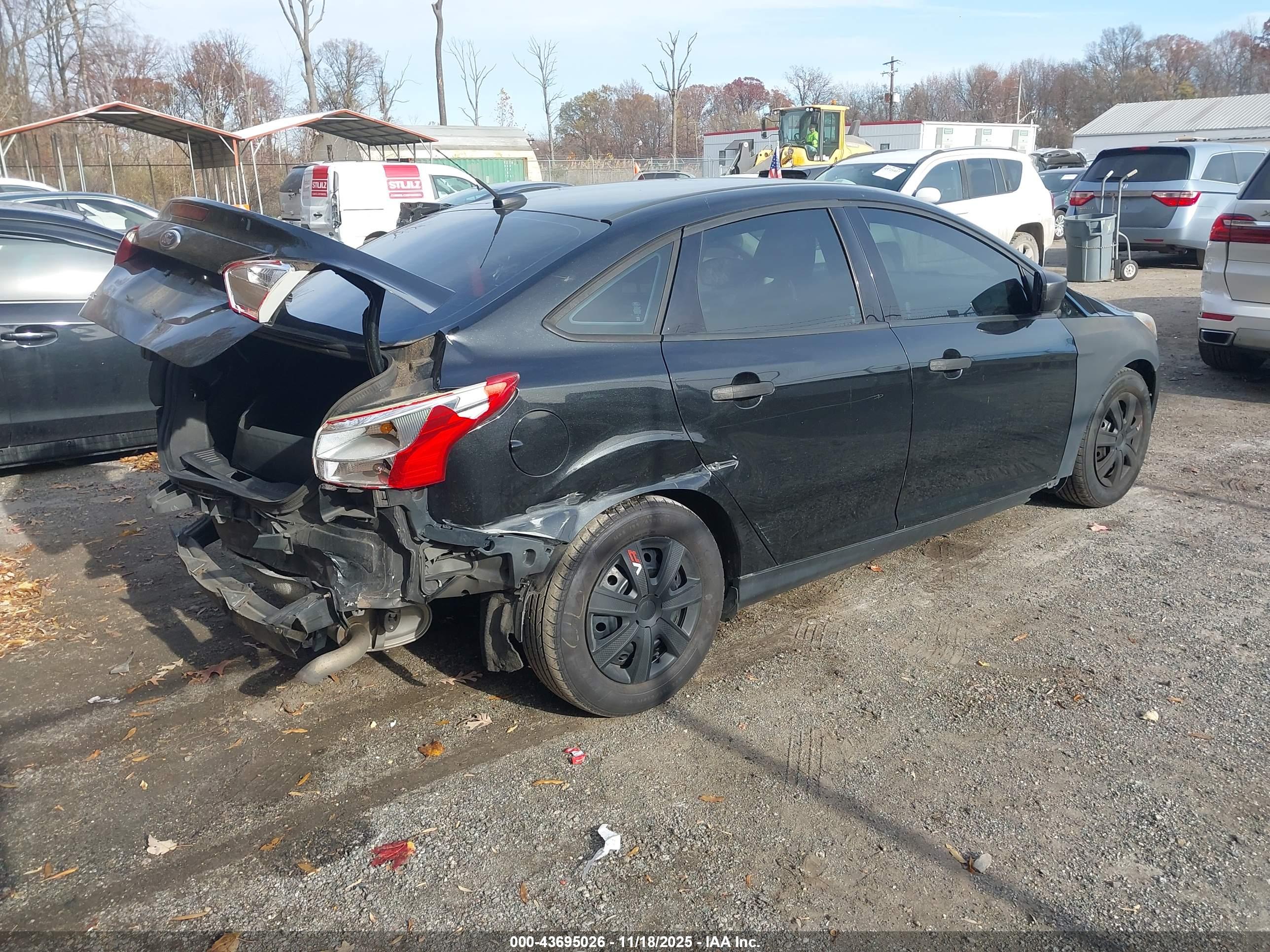 FORD FOCUS image 4