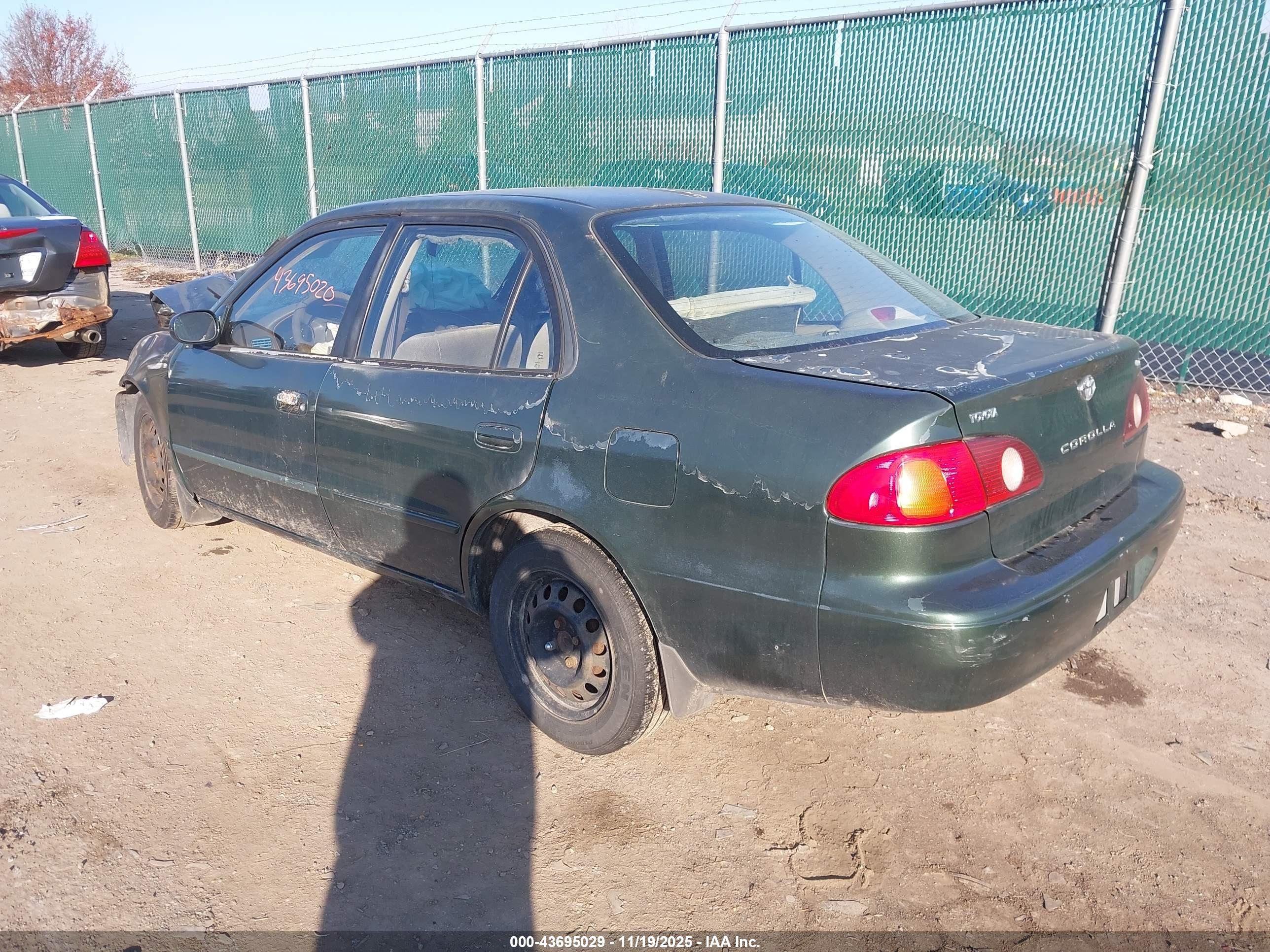 TOYOTA COROLLA image 3