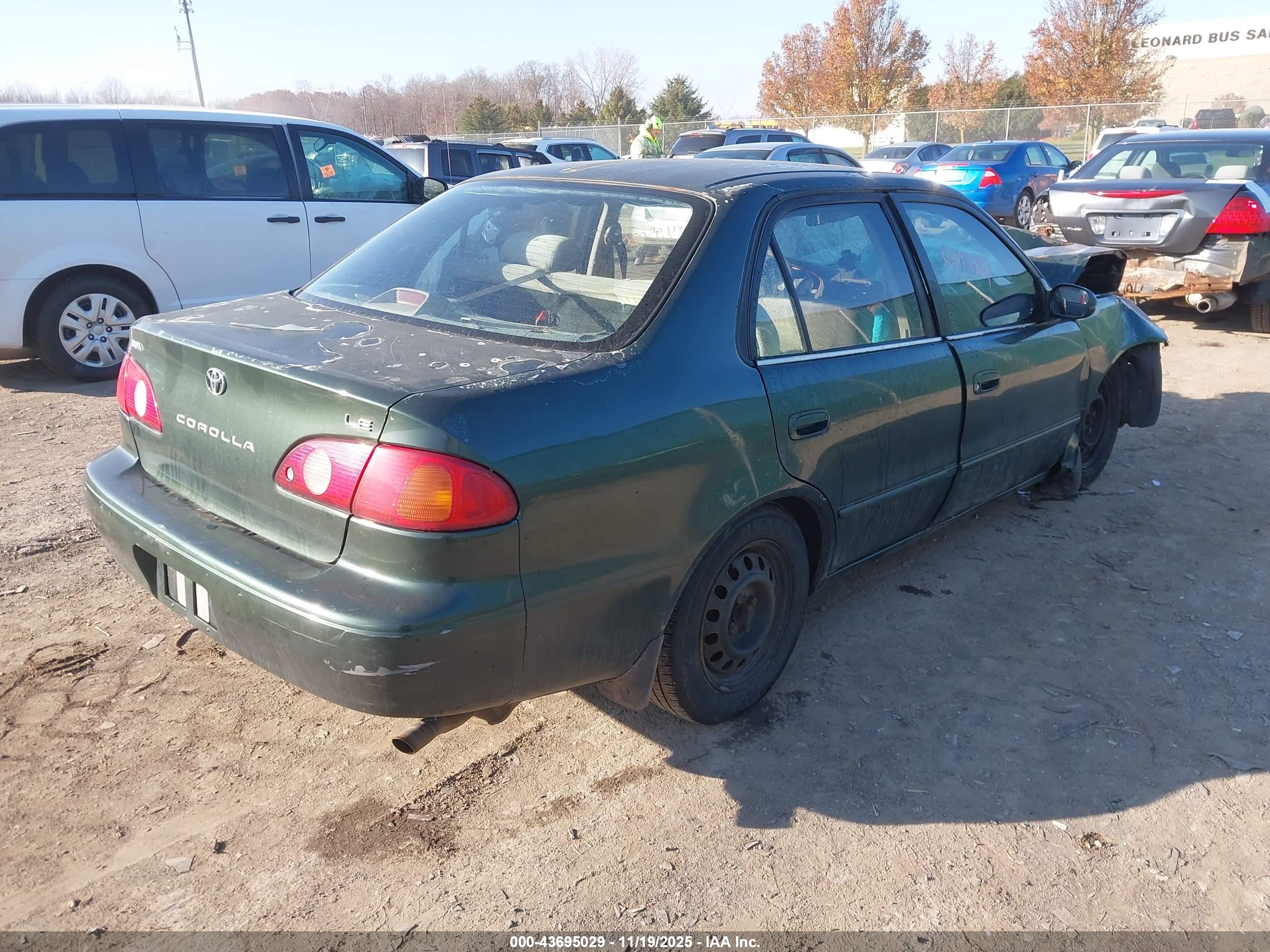 TOYOTA COROLLA image 4