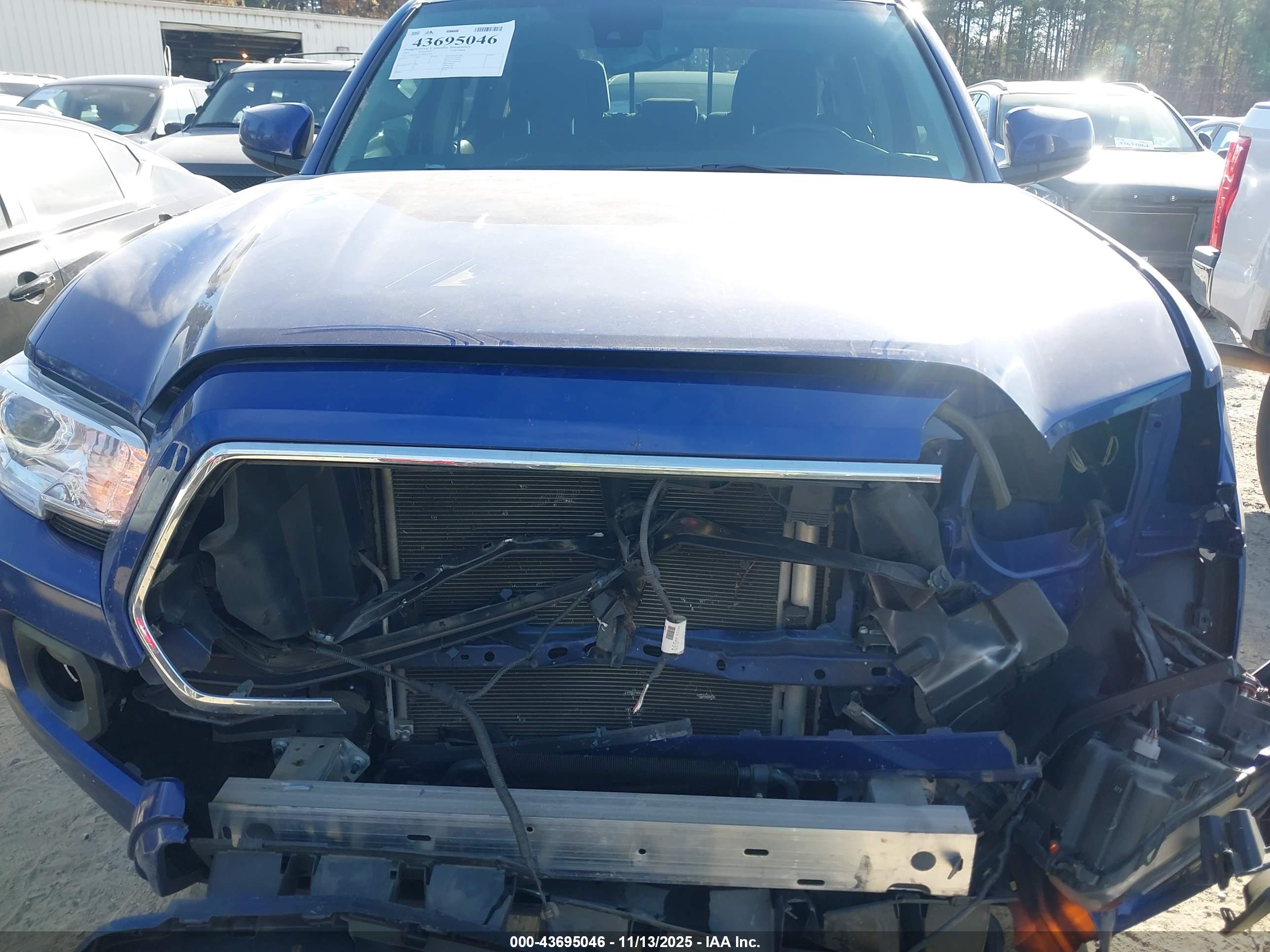 TOYOTA TACOMA image 6