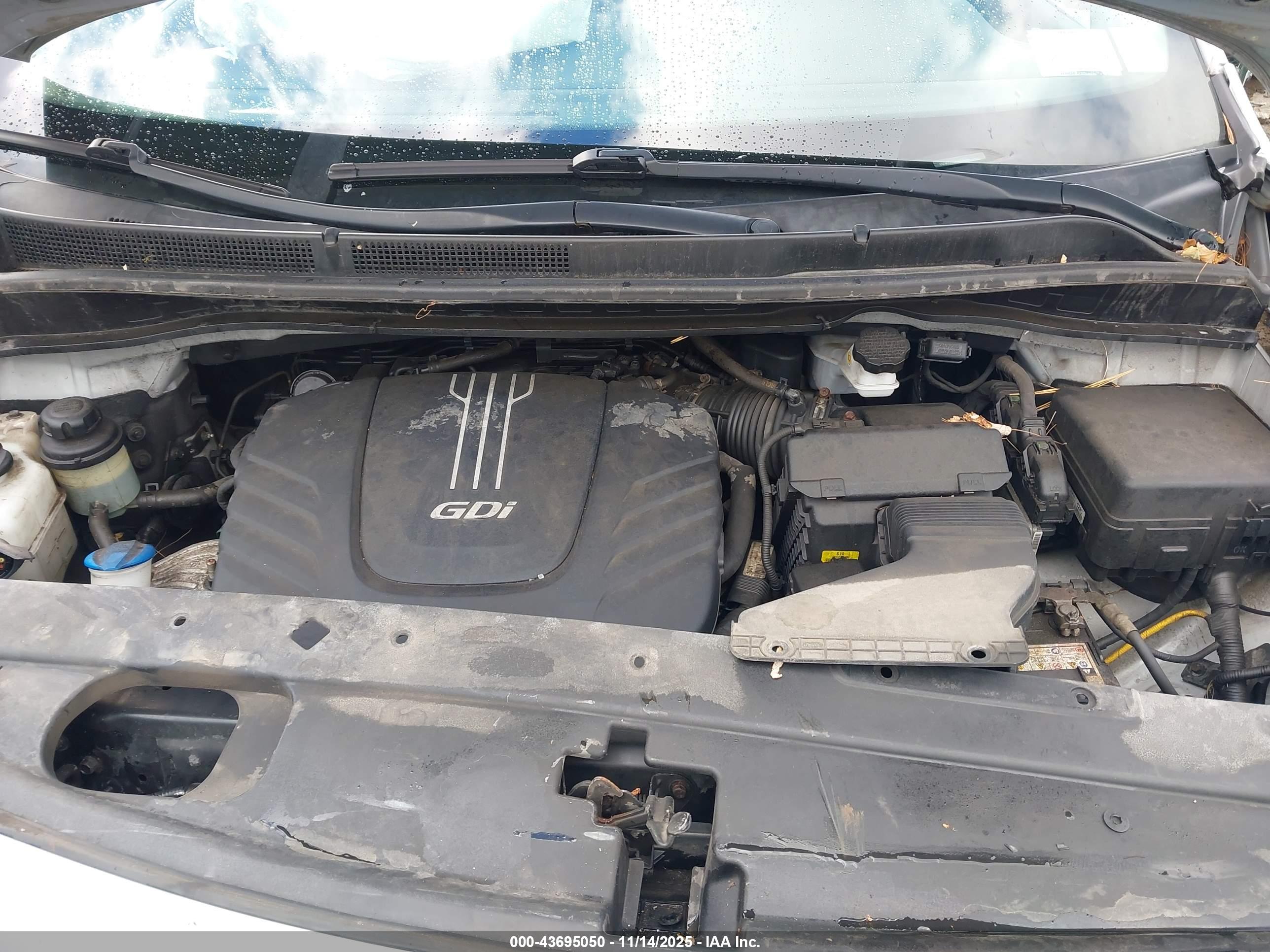 KIA SEDONA image 10
