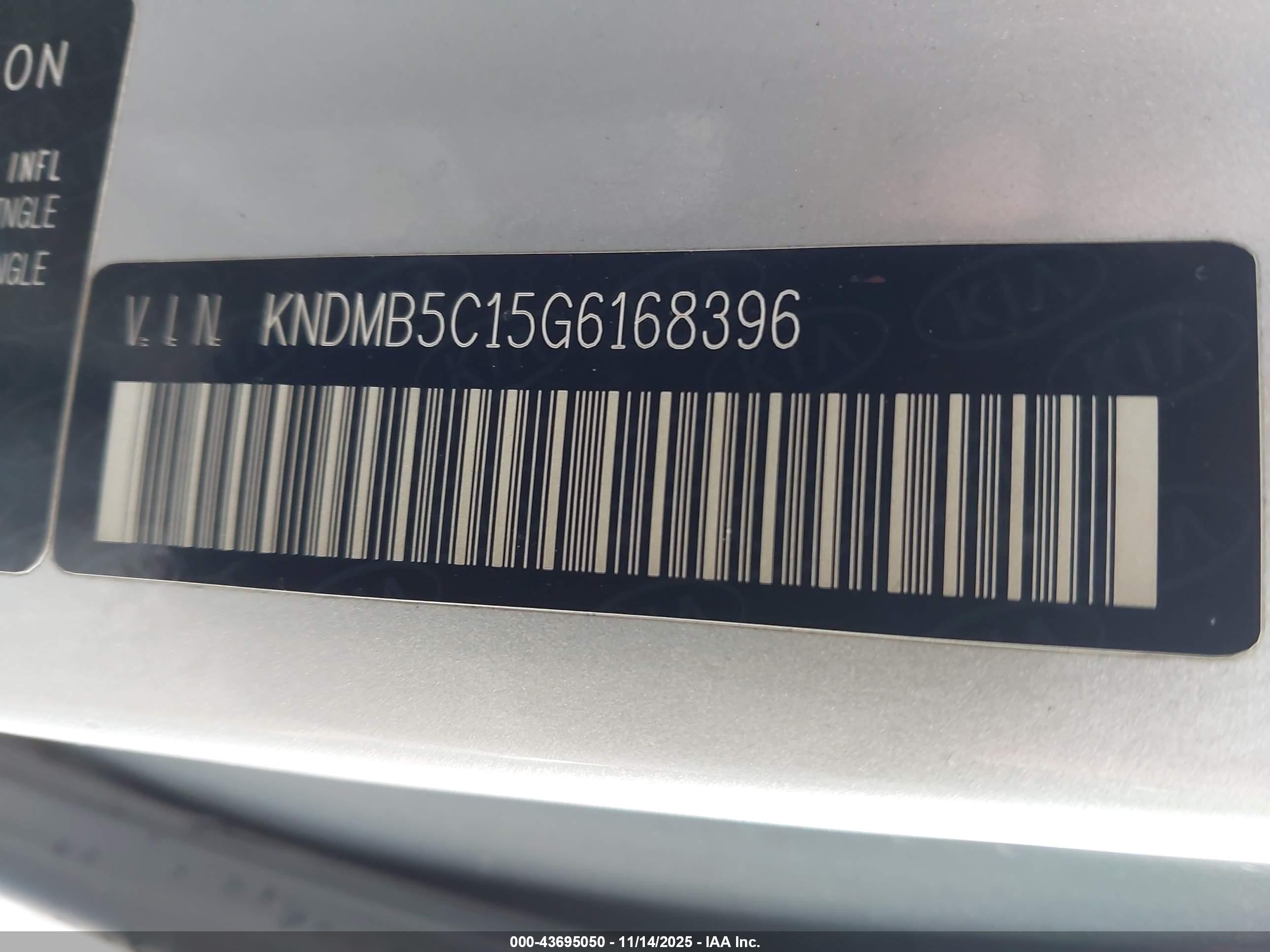 KIA SEDONA image 9