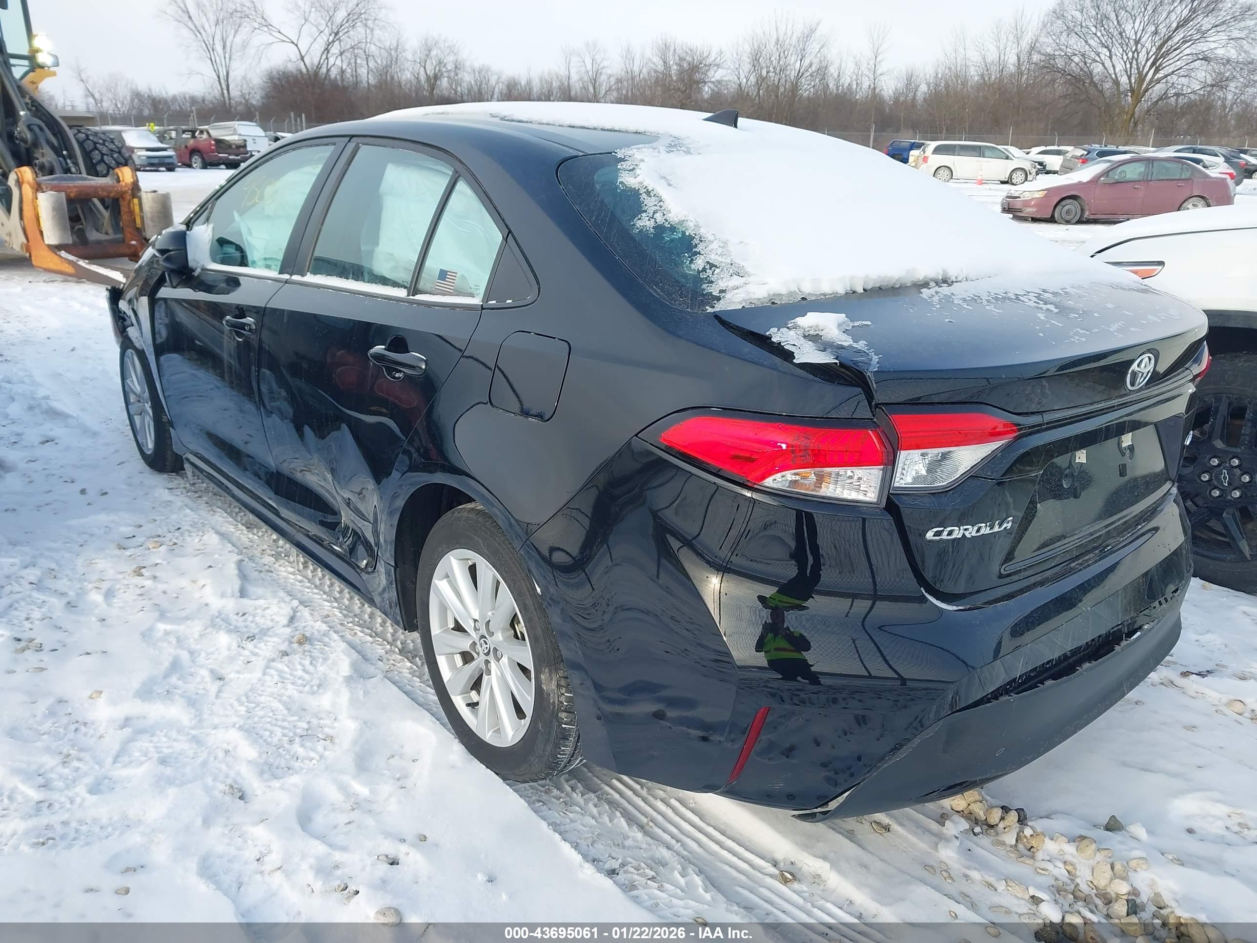 TOYOTA COROLLA image 3
