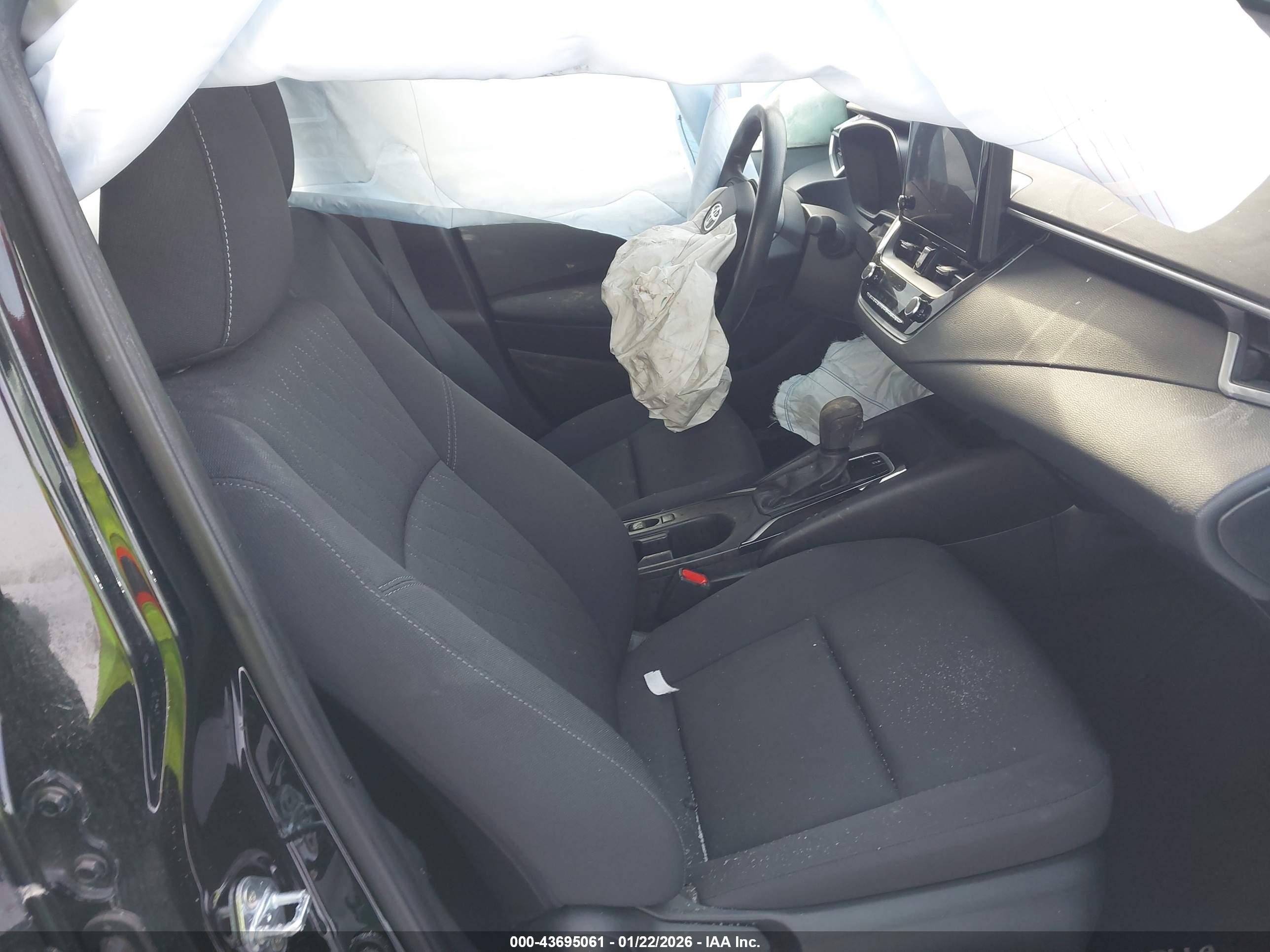 TOYOTA COROLLA image 5