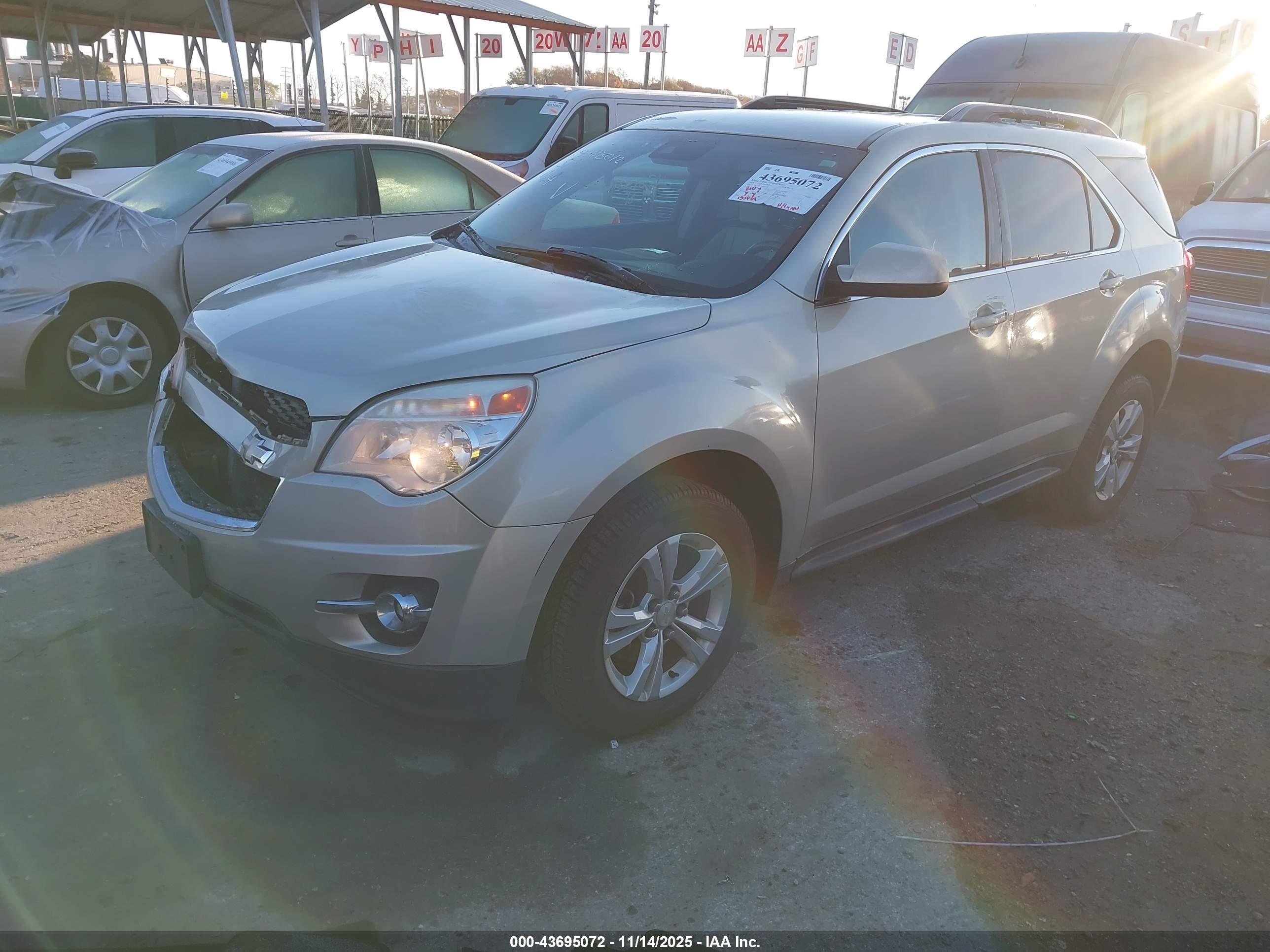CHEVROLET EQUINOX image 2