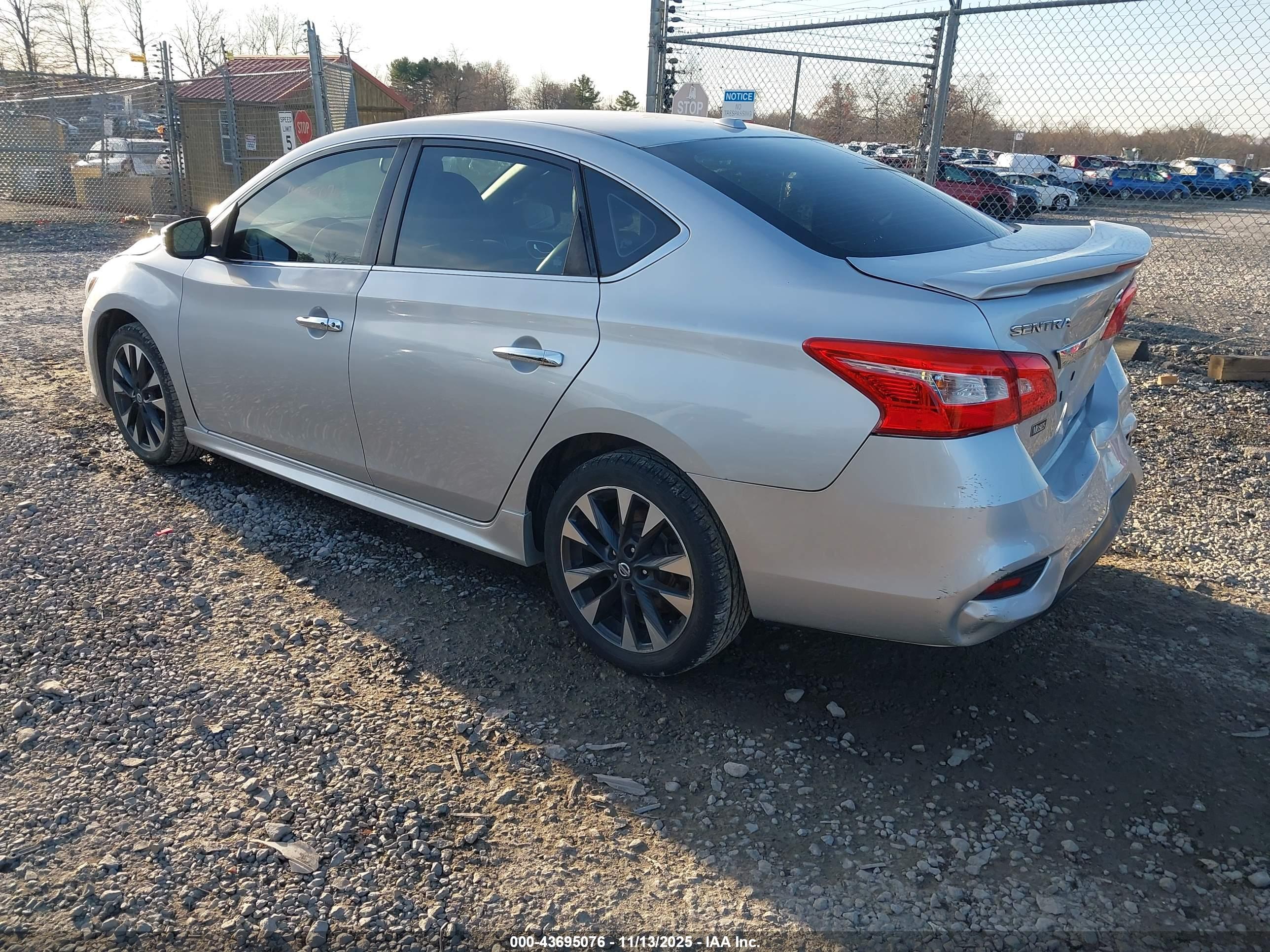 NISSAN SENTRA image 3