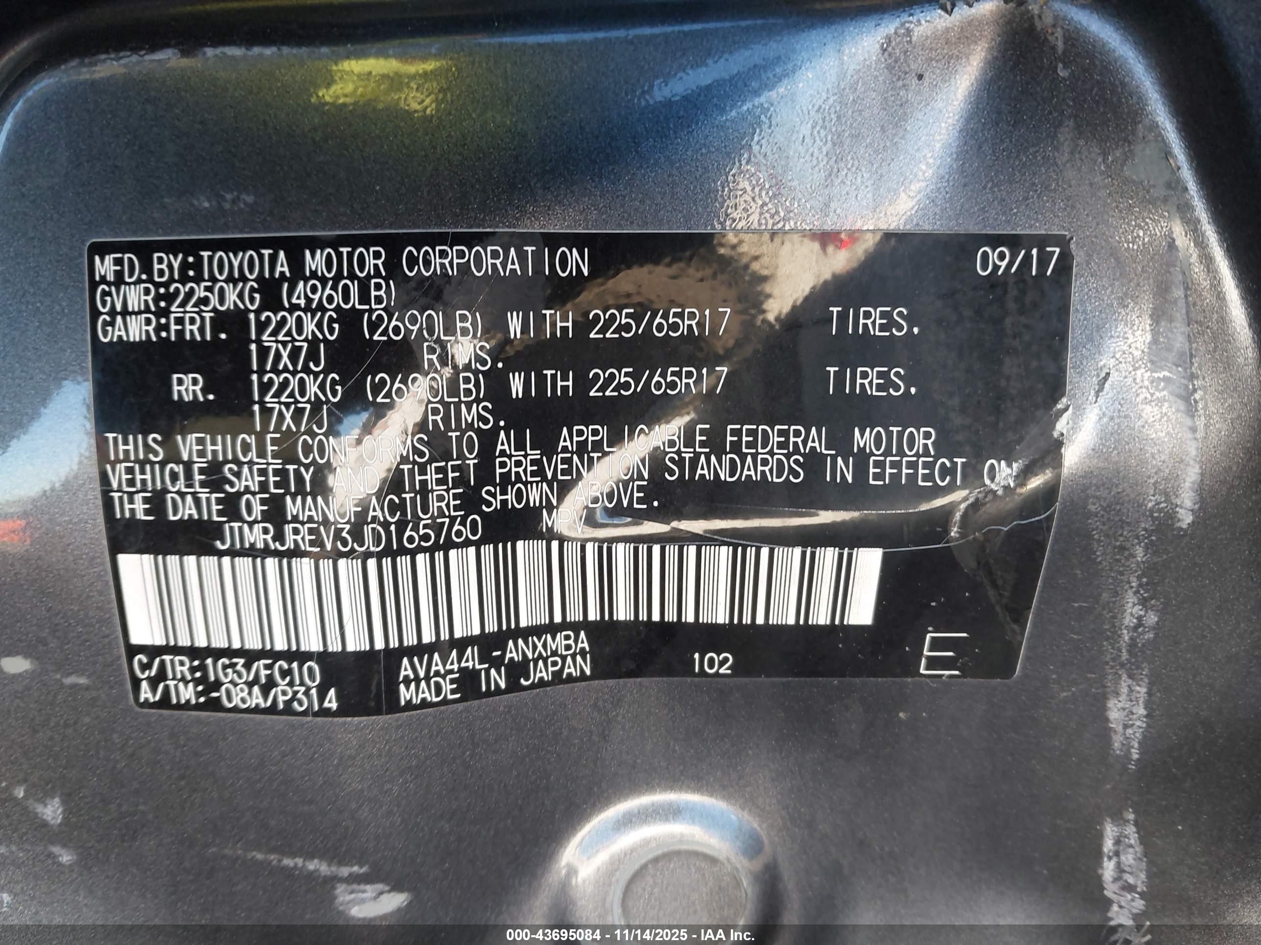 TOYOTA RAV4 image 9