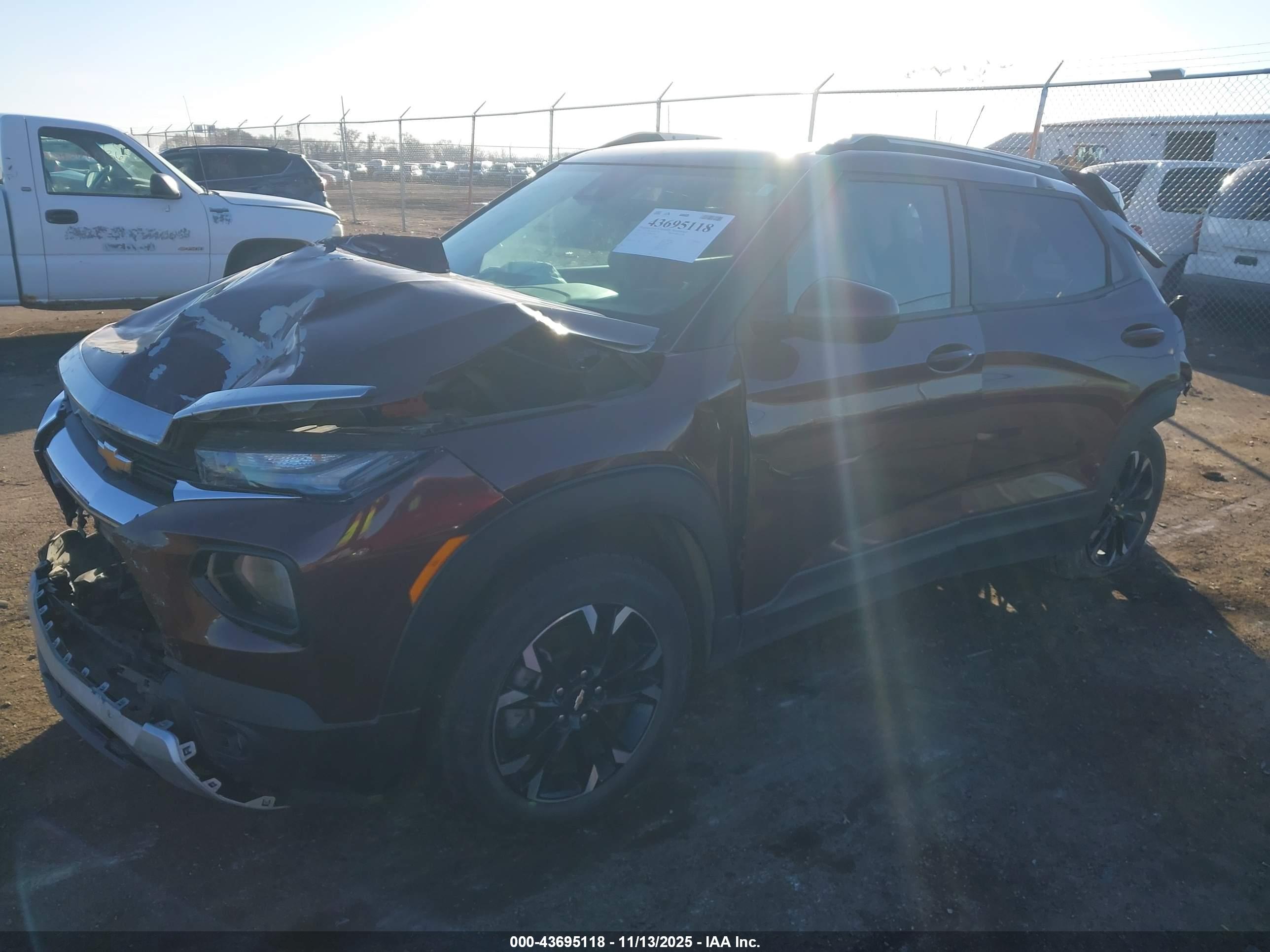 CHEVROLET TRAILBLAZER image 2