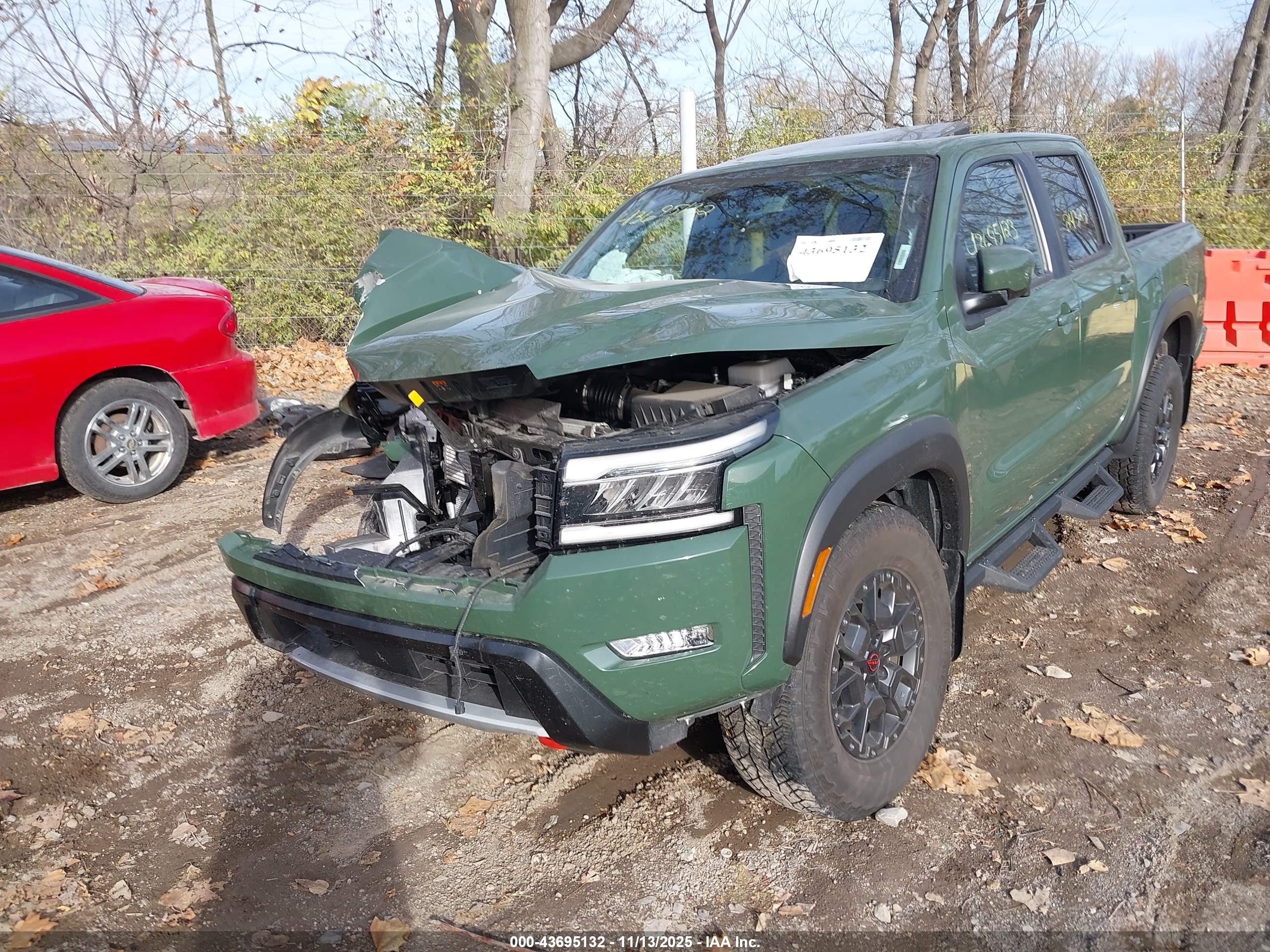 NISSAN FRONTIER image 2