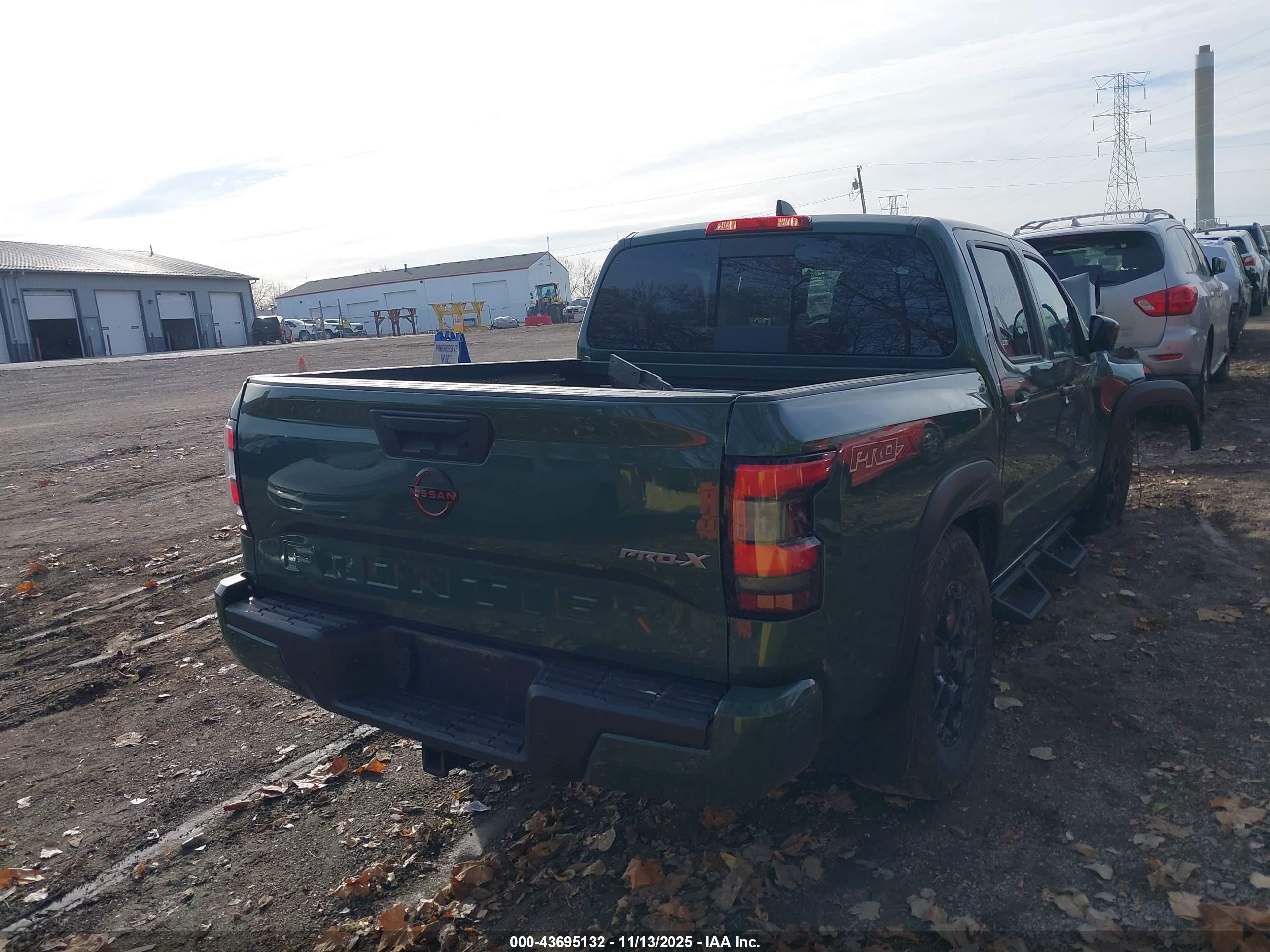 NISSAN FRONTIER image 4