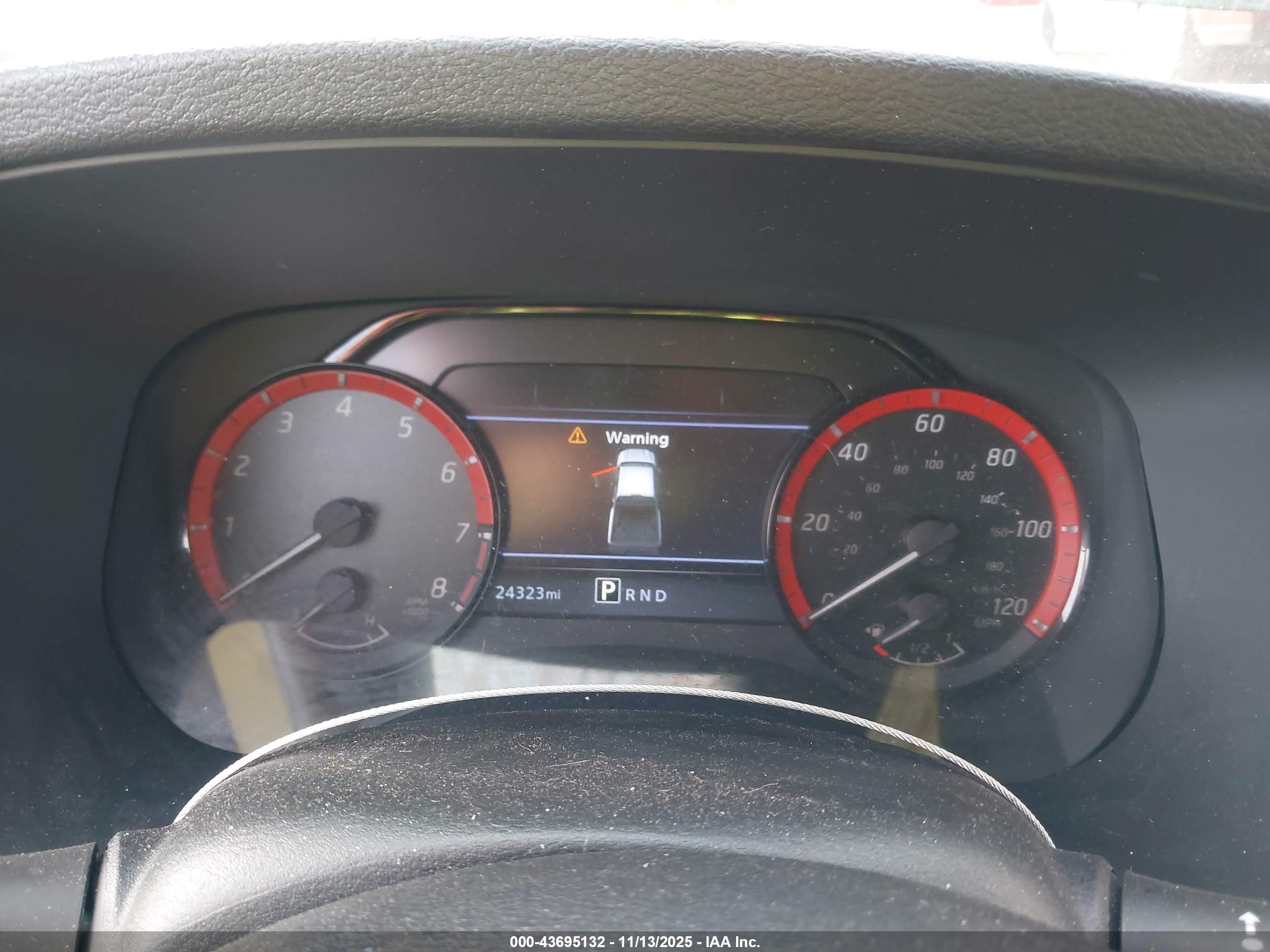 NISSAN FRONTIER image 7