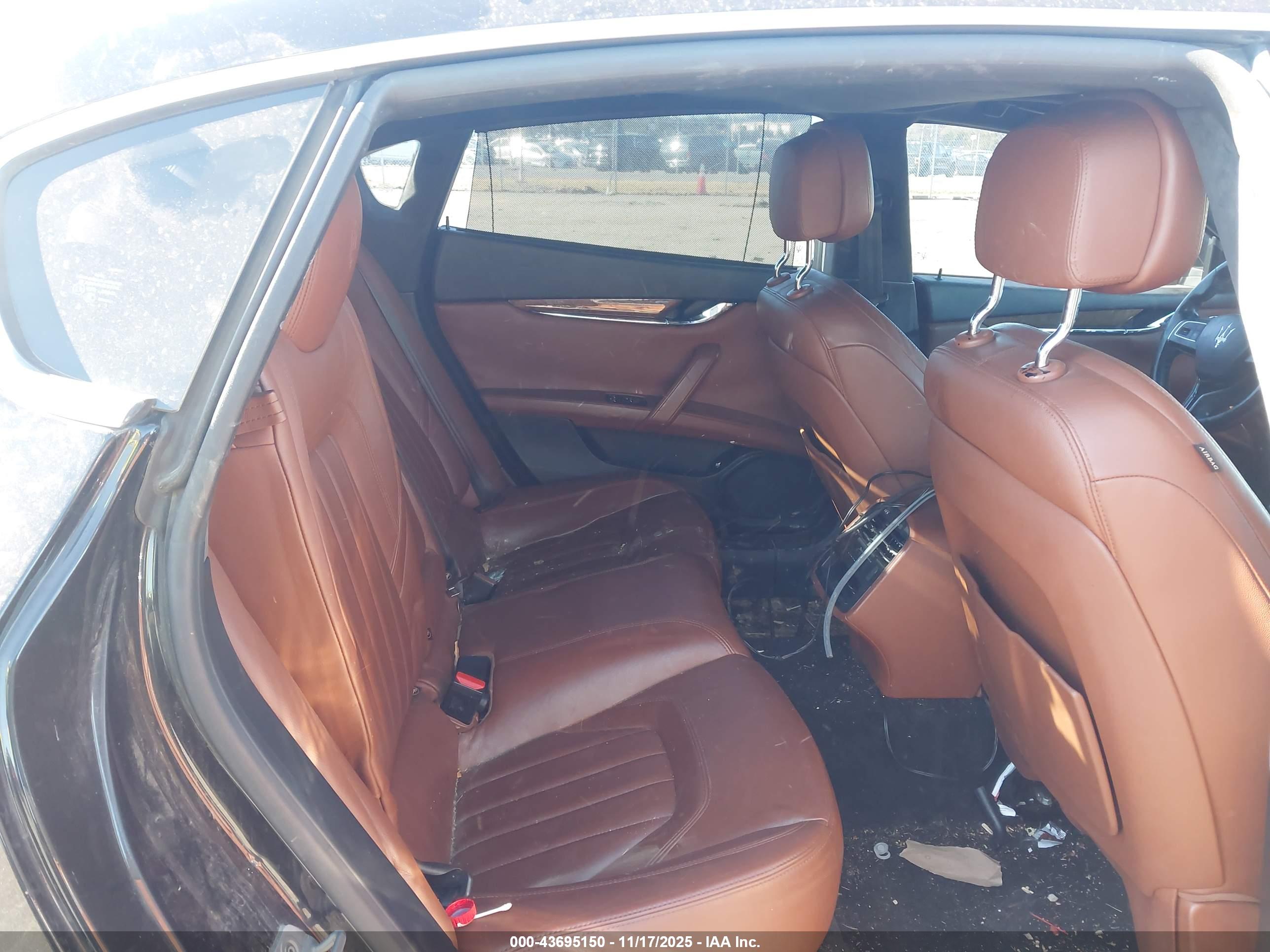 MASERATI QUATTROPORTE image 8