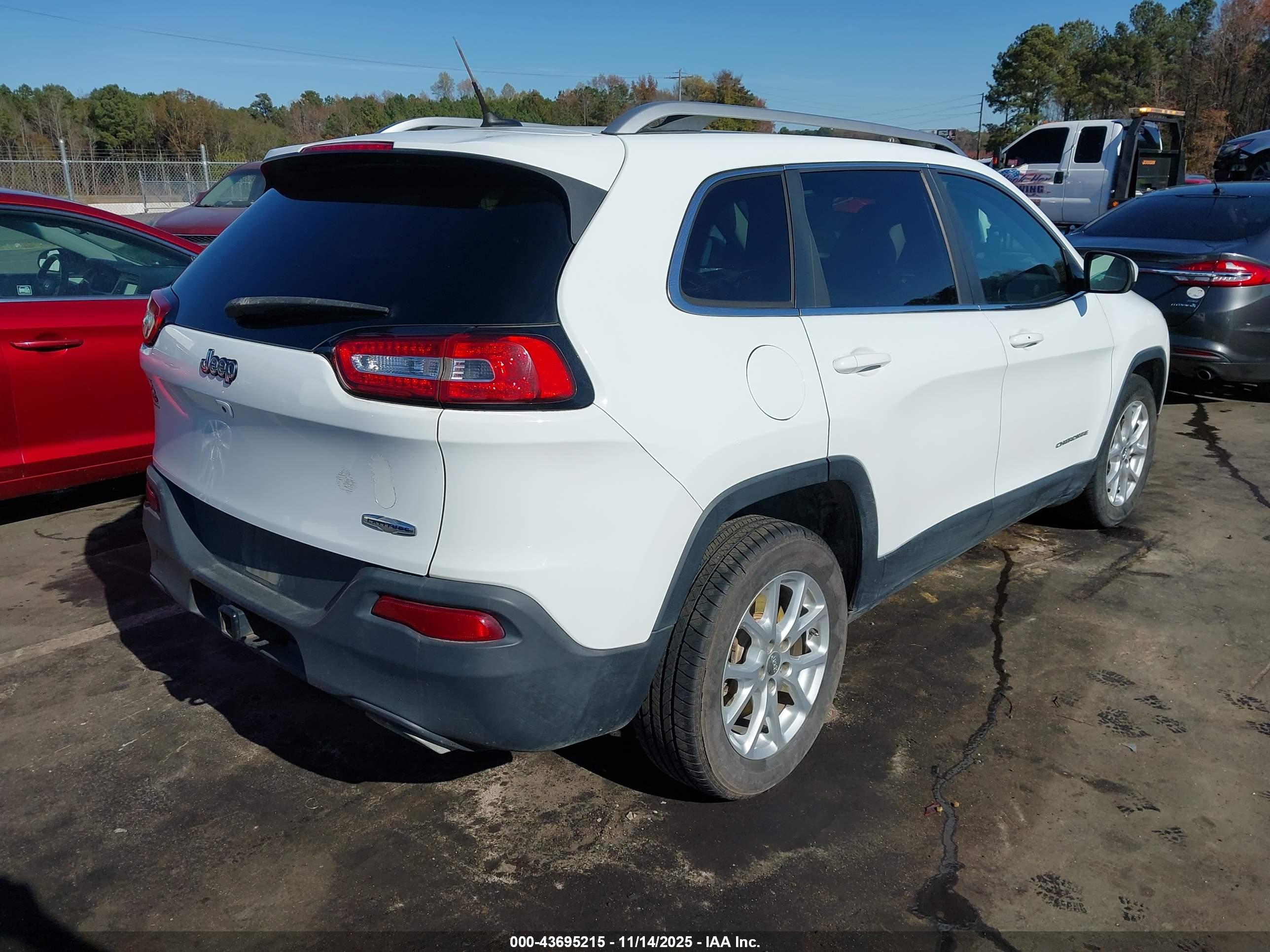 JEEP CHEROKEE image 4