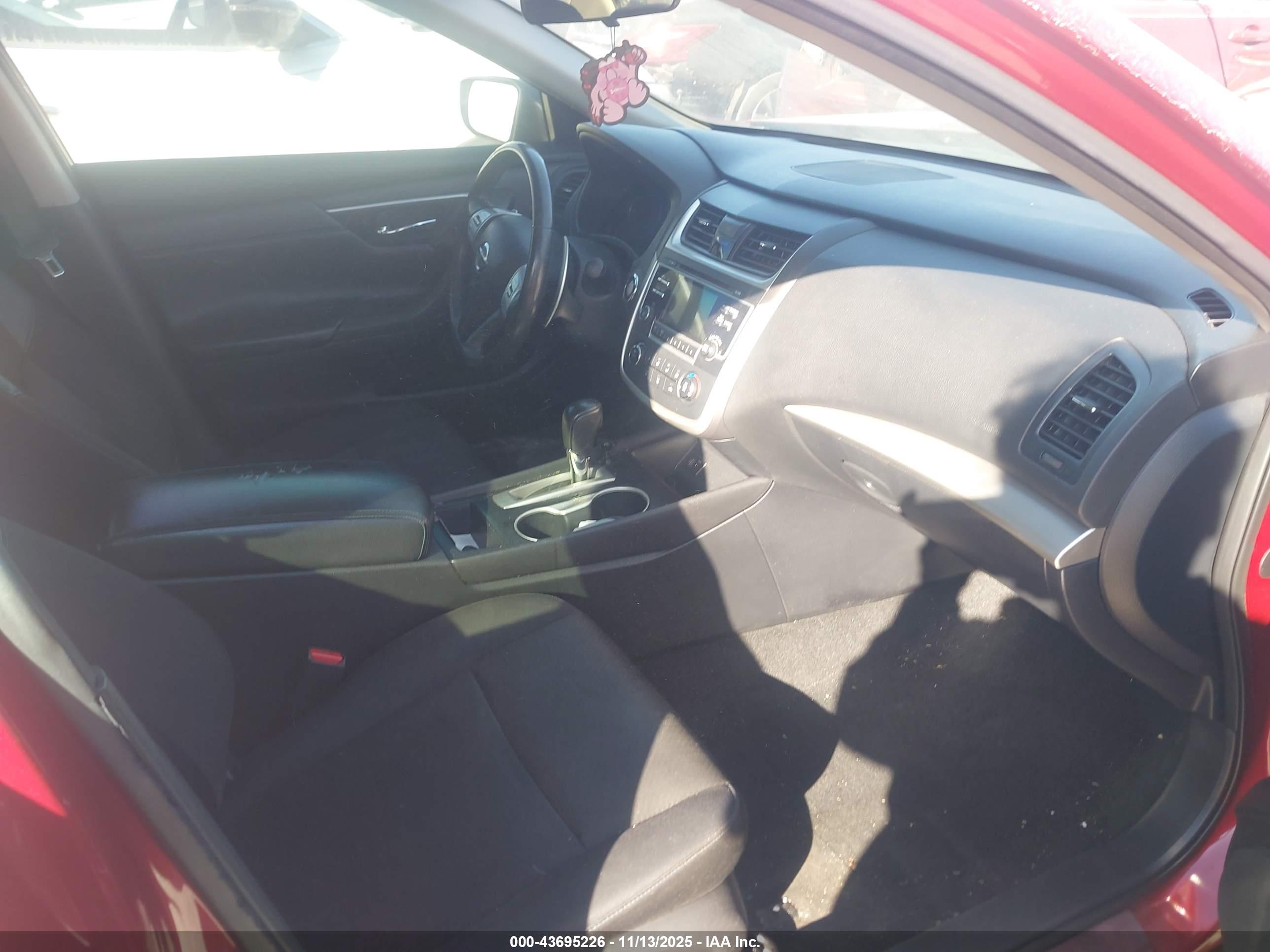 NISSAN ALTIMA image 5
