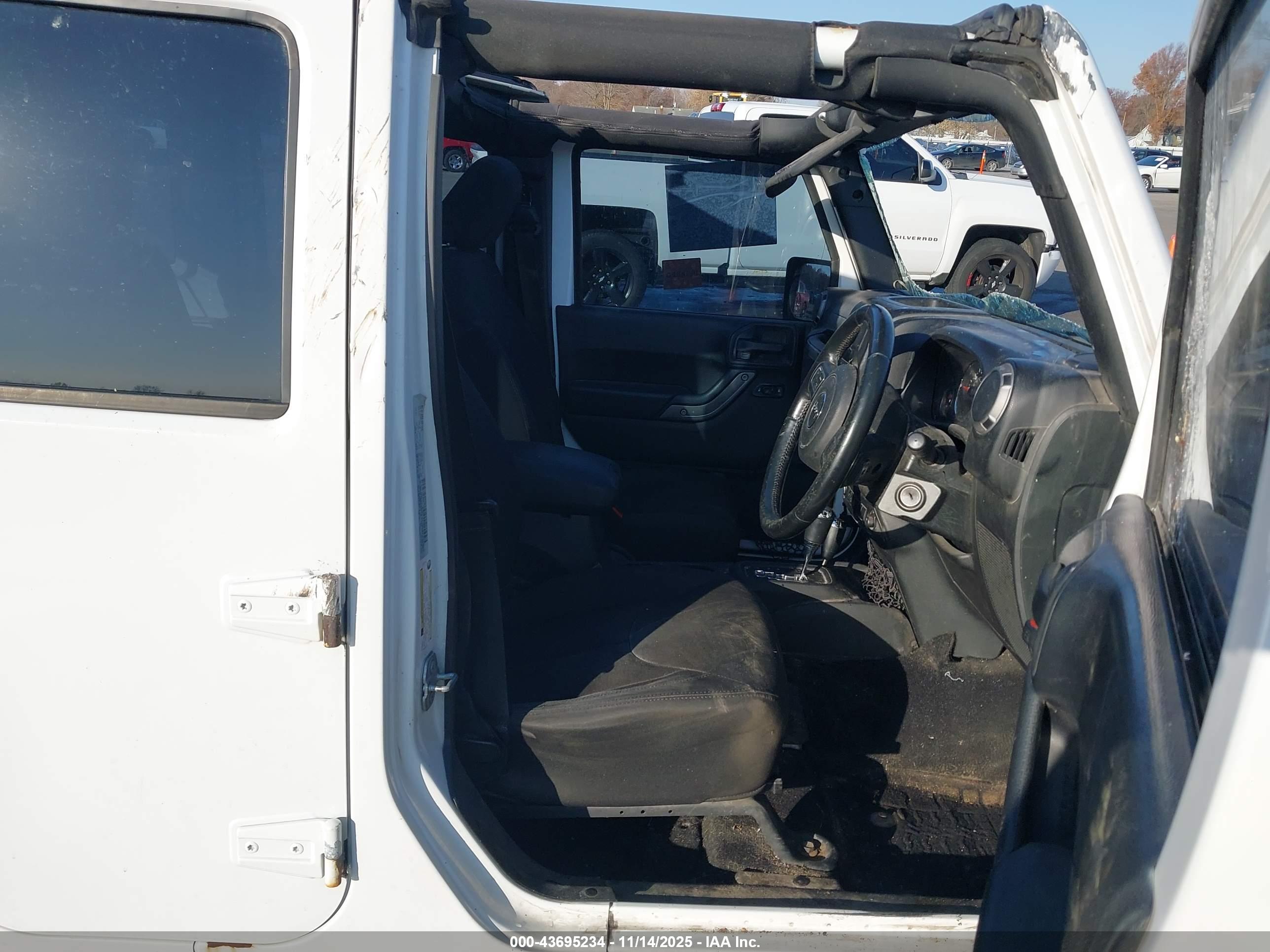 JEEP WRANGLER image 5