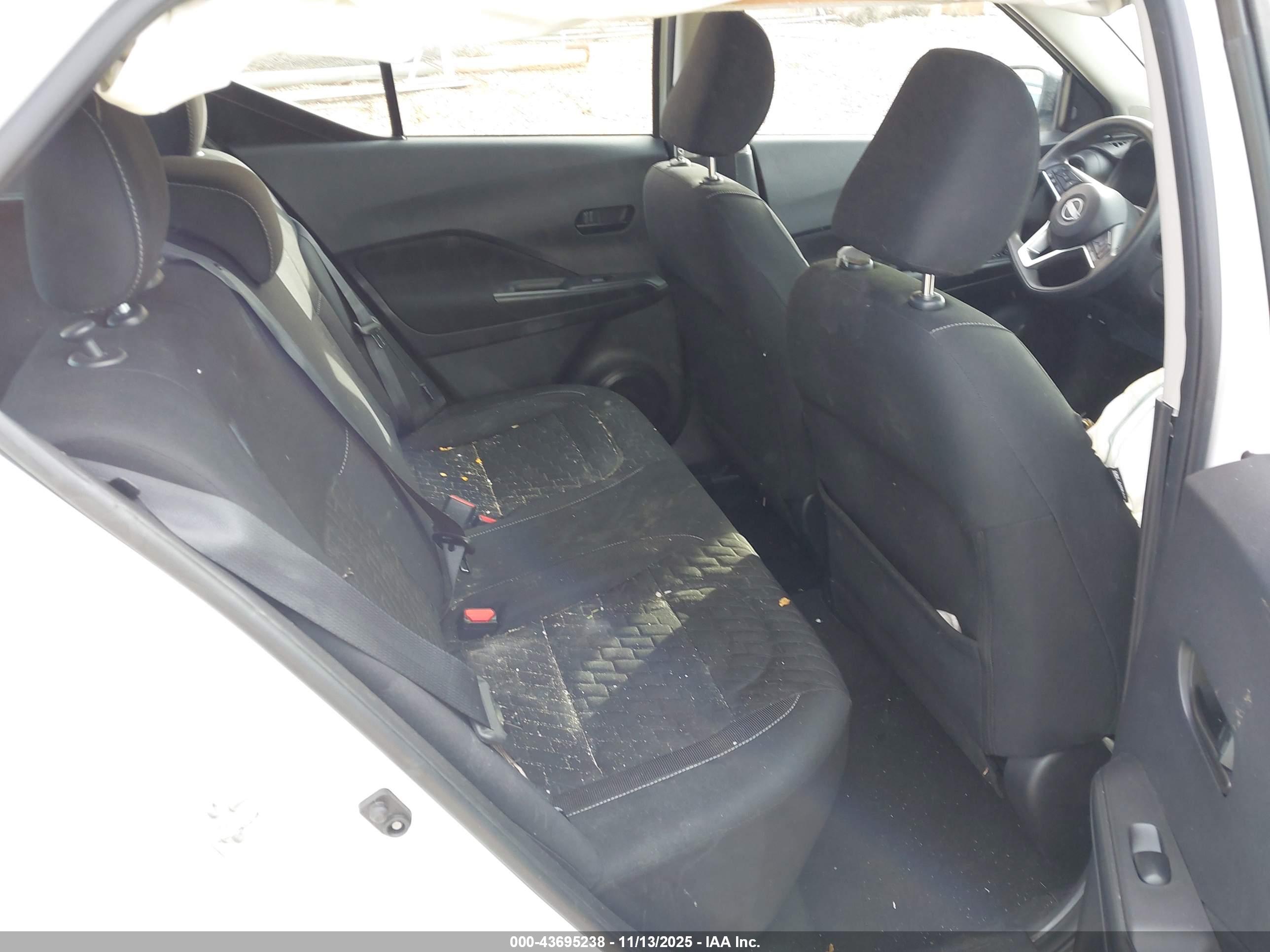 NISSAN KICKS image 8