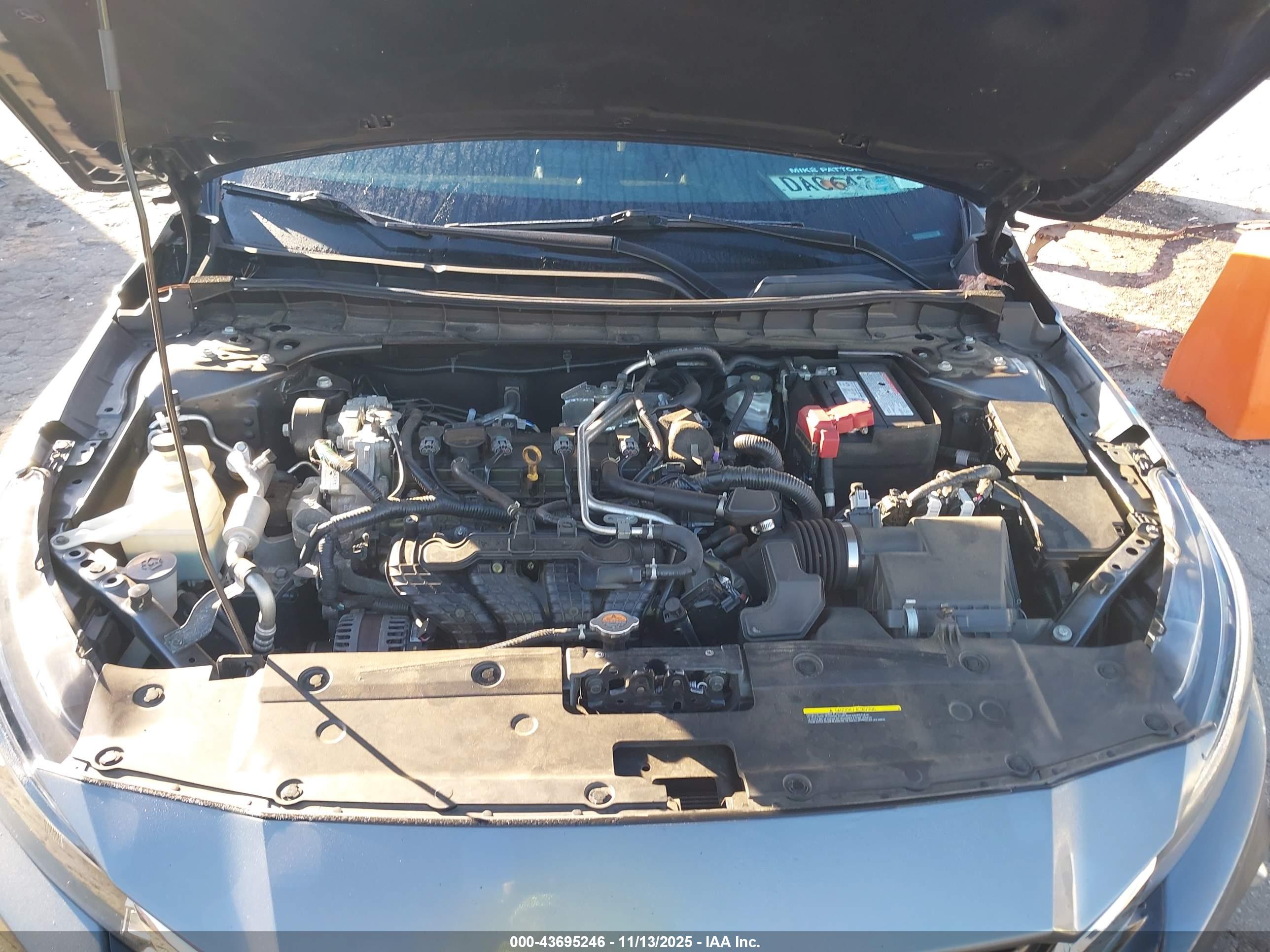 NISSAN ALTIMA image 10