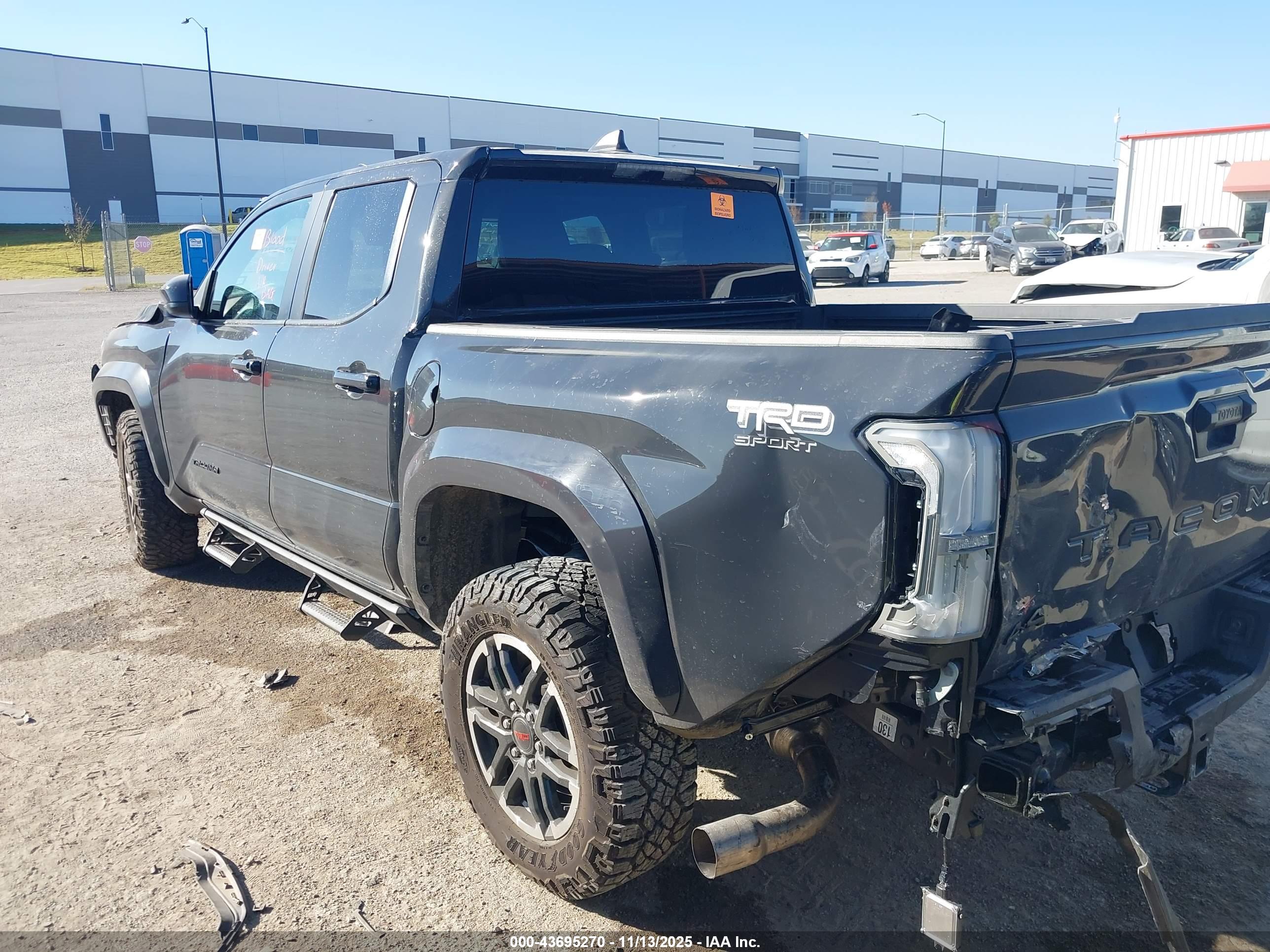 TOYOTA TACOMA image 3