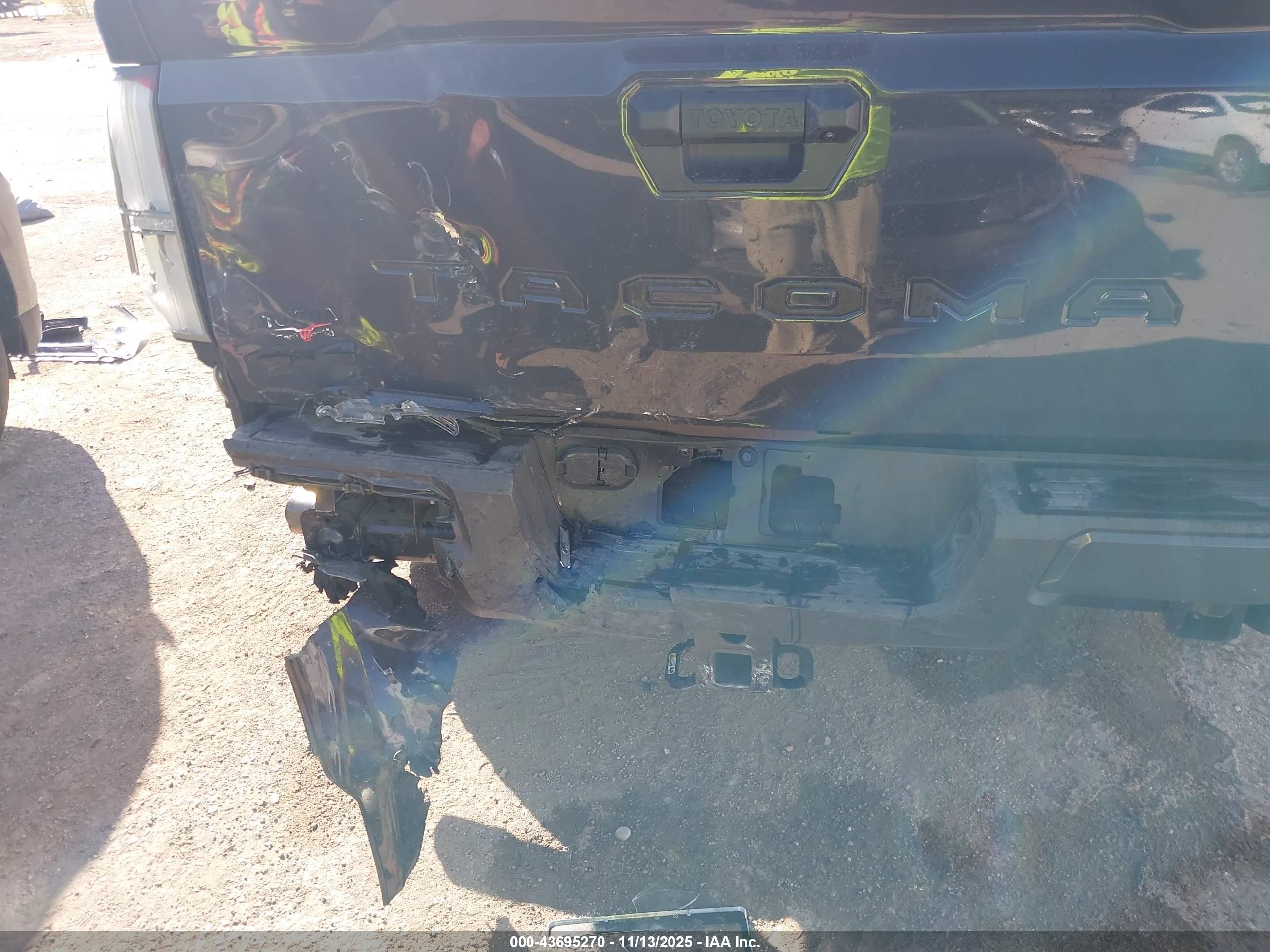 TOYOTA TACOMA image 6