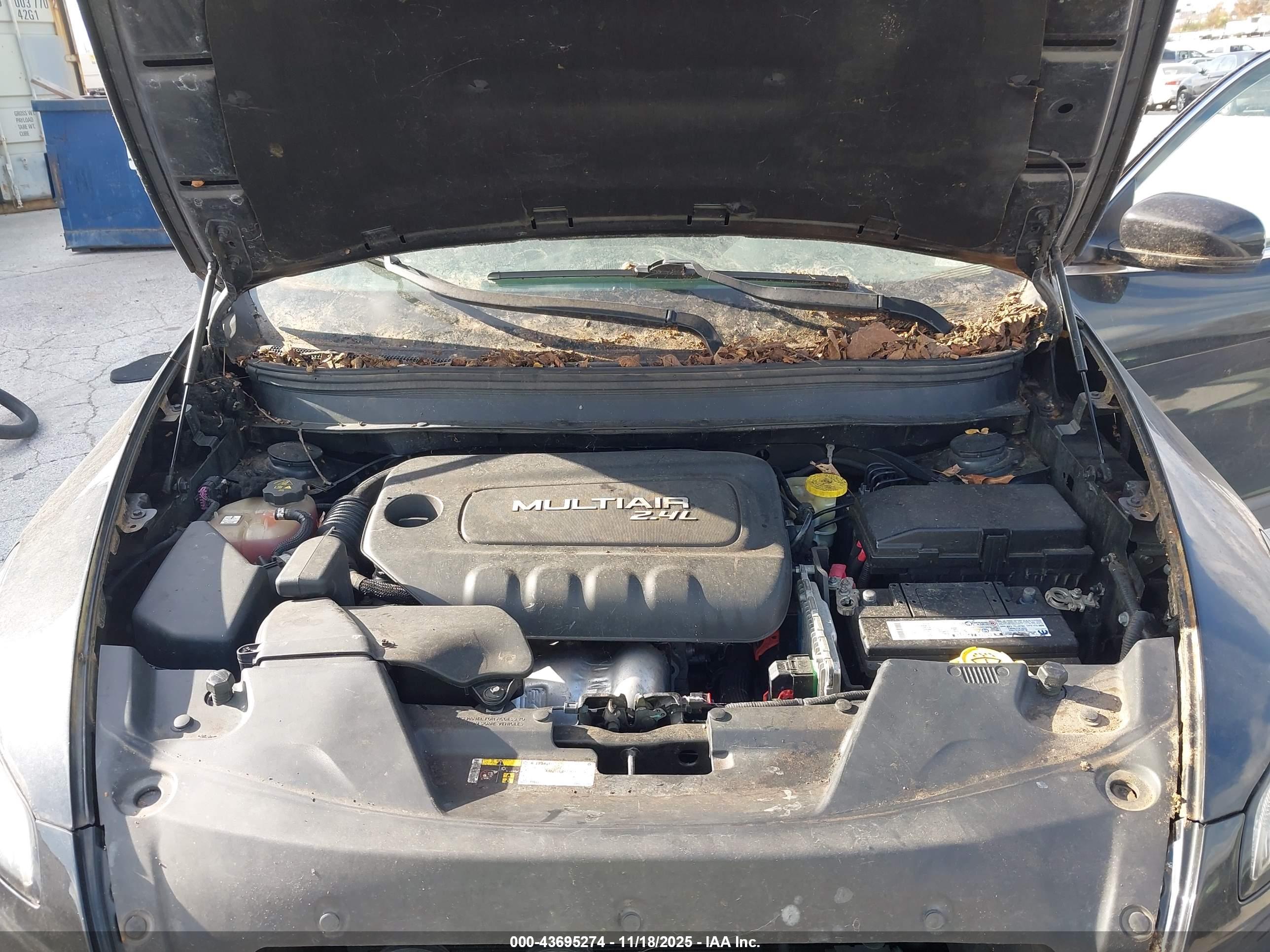 JEEP CHEROKEE image 10