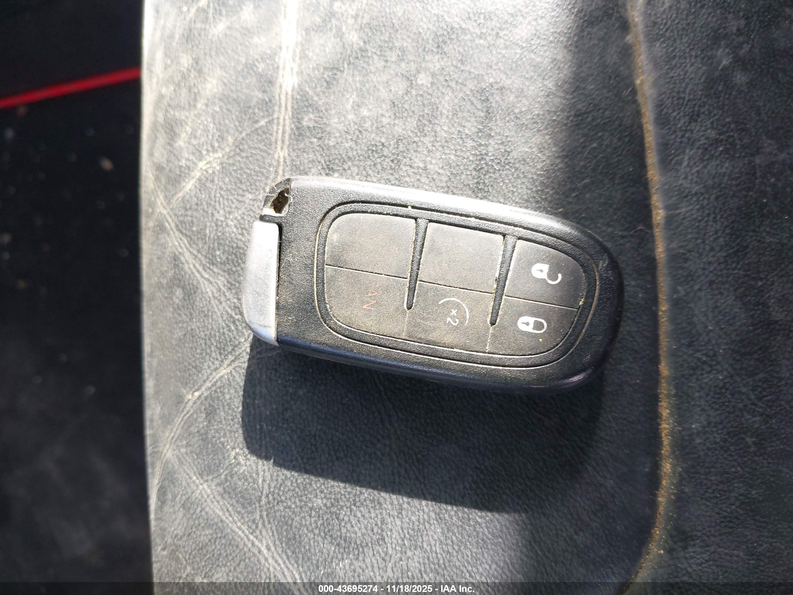 JEEP CHEROKEE image 11
