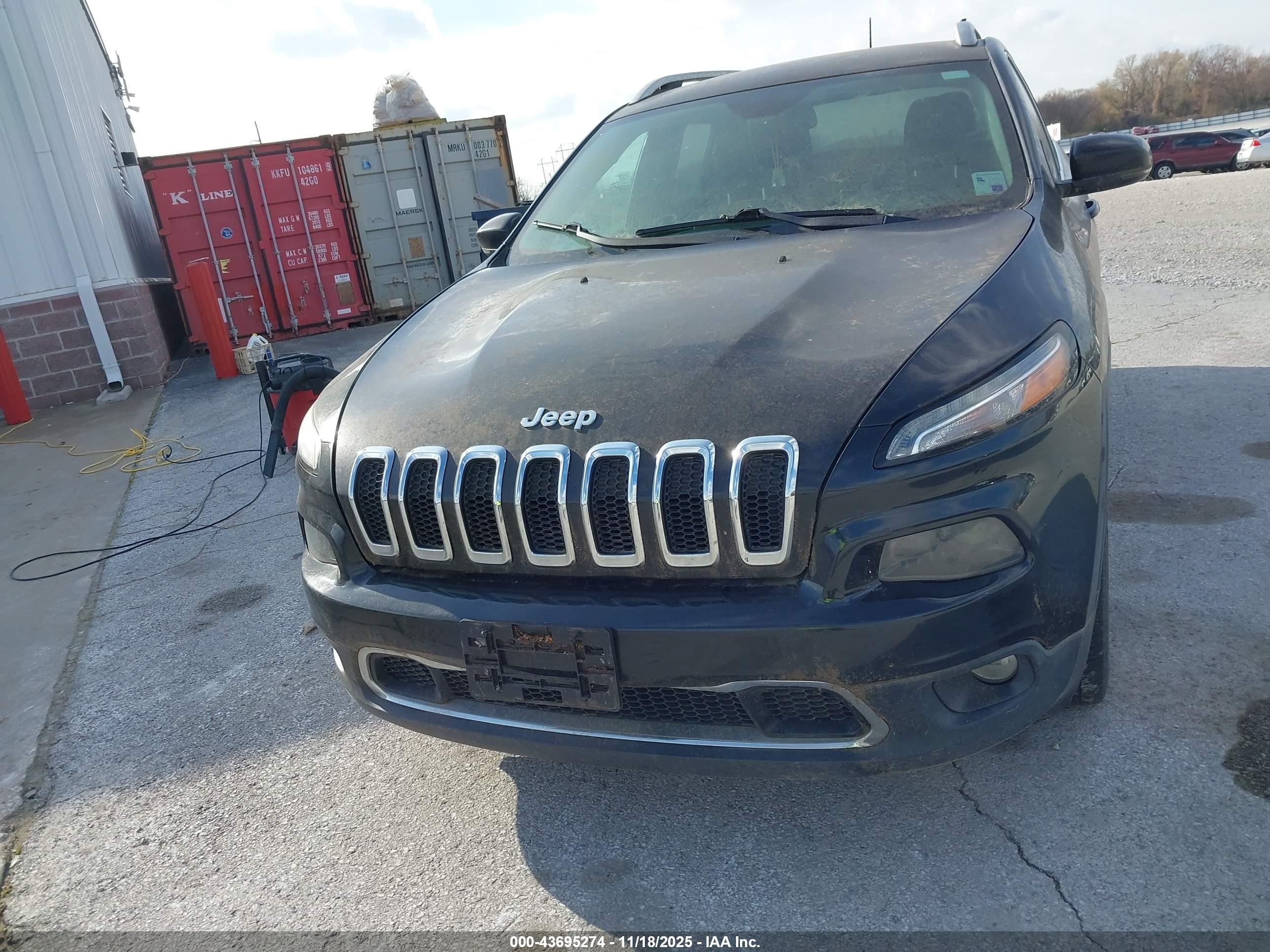 JEEP CHEROKEE image 6