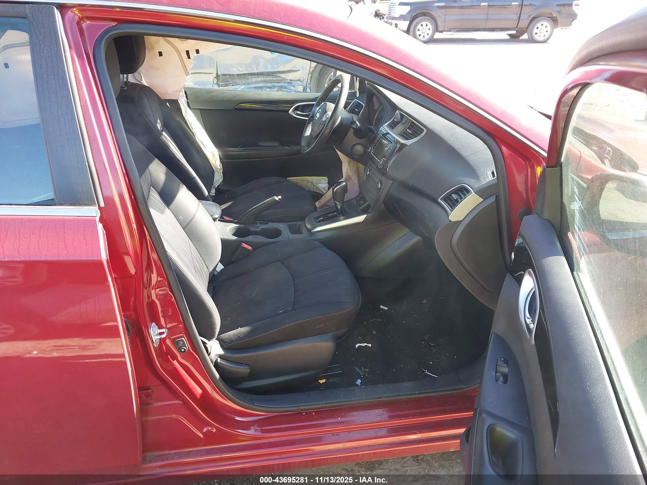 NISSAN SENTRA image 5