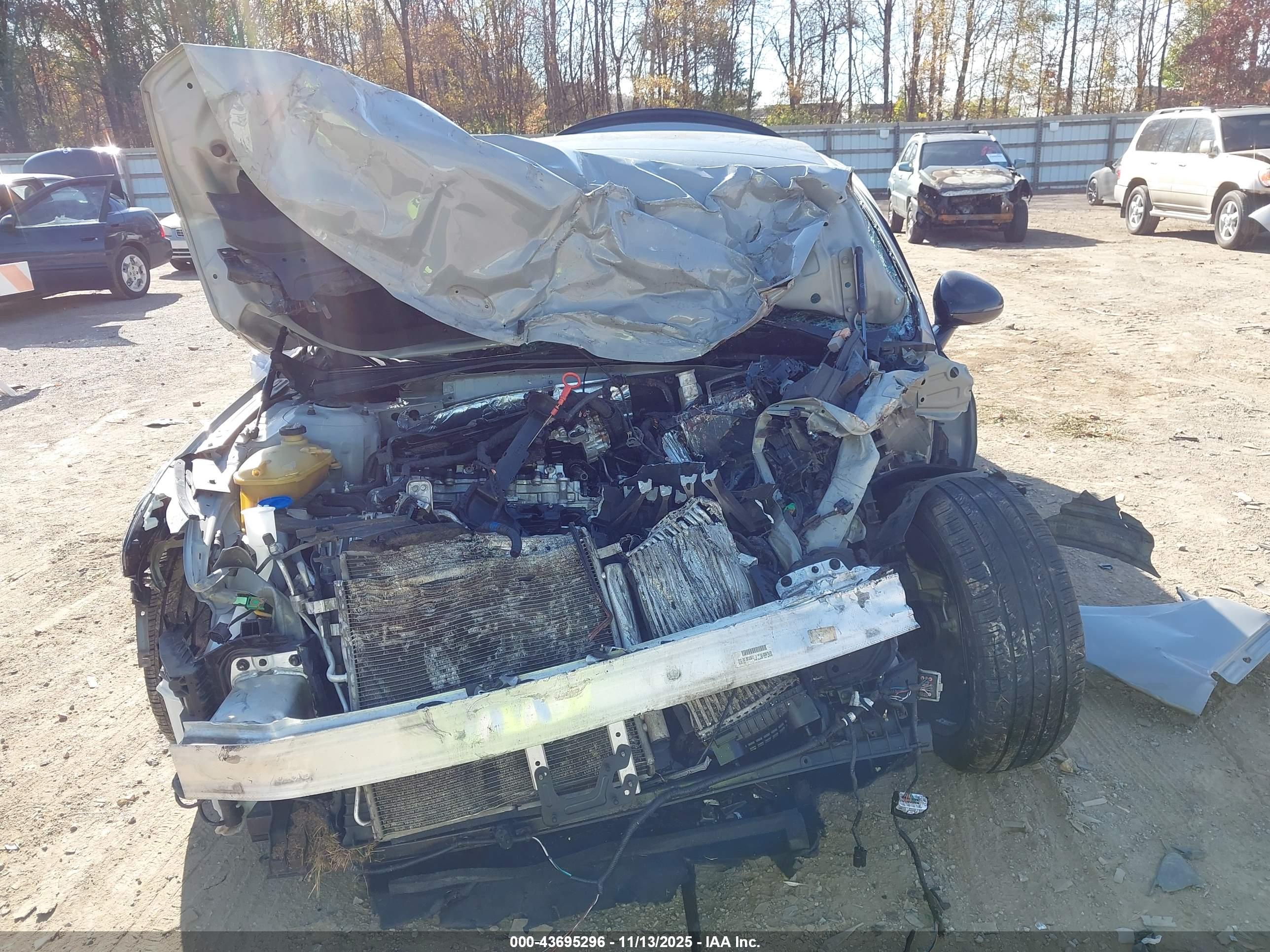KIA K5 image 6