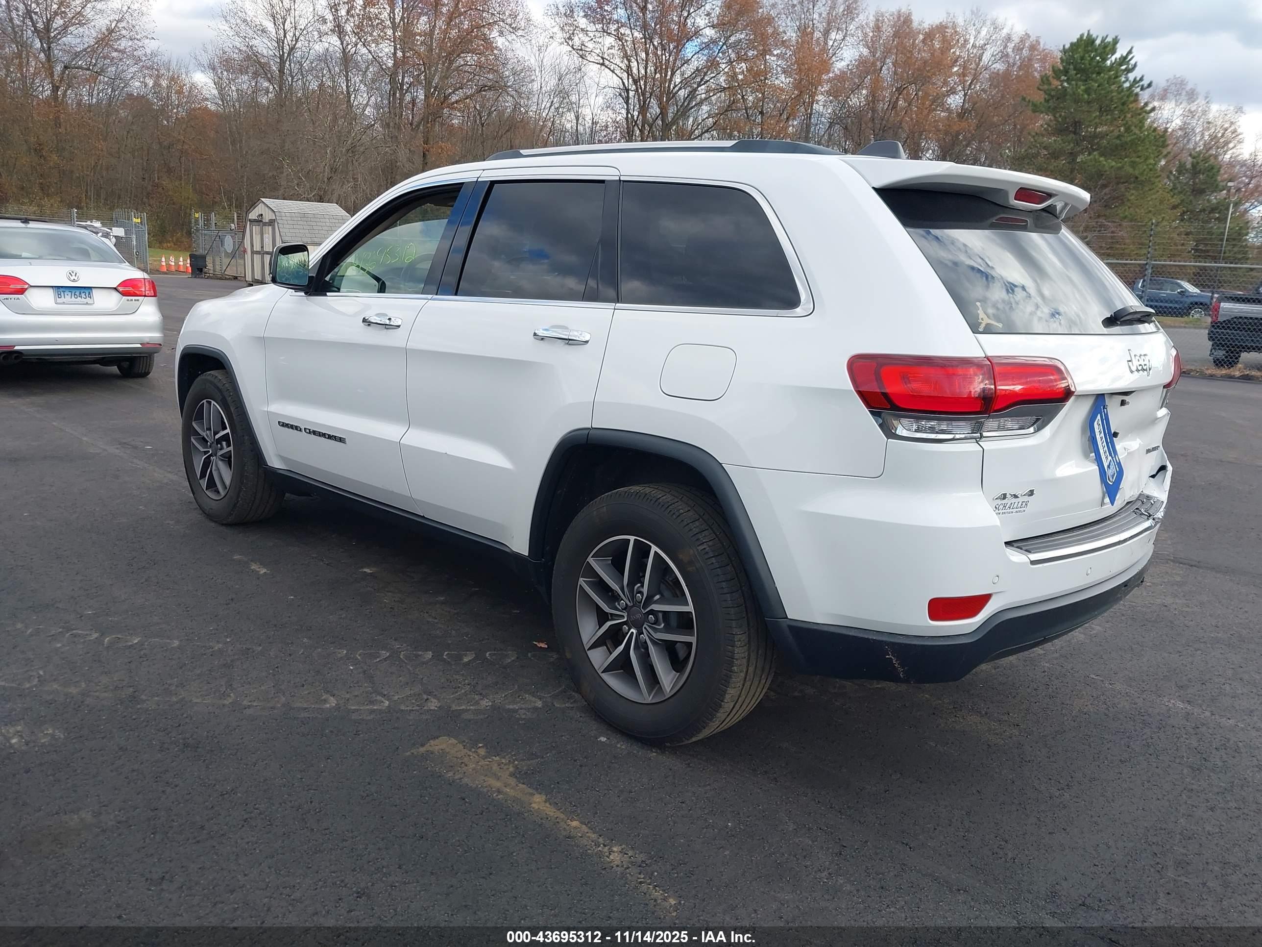 JEEP GRAND image 3