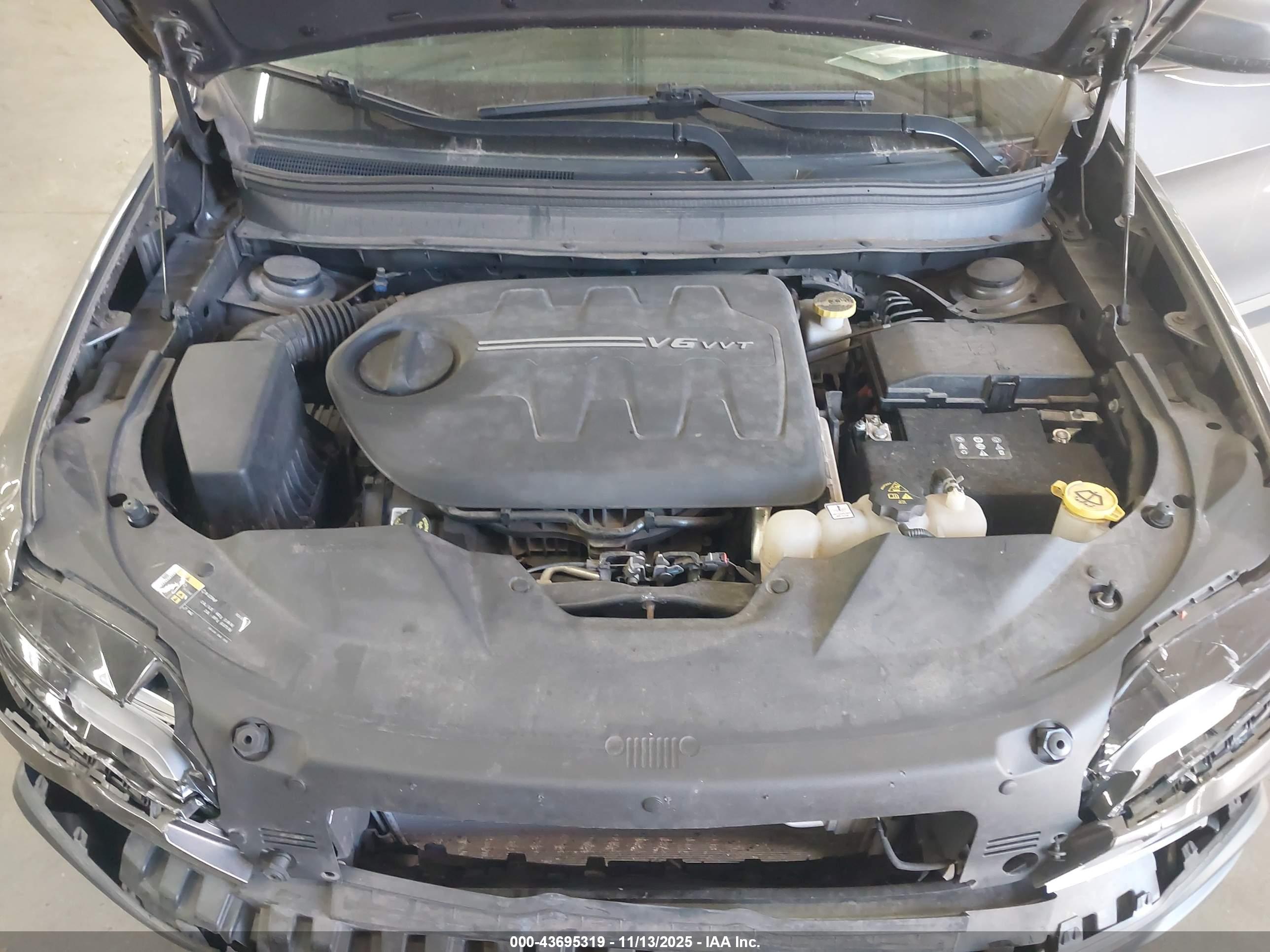 JEEP CHEROKEE image 10