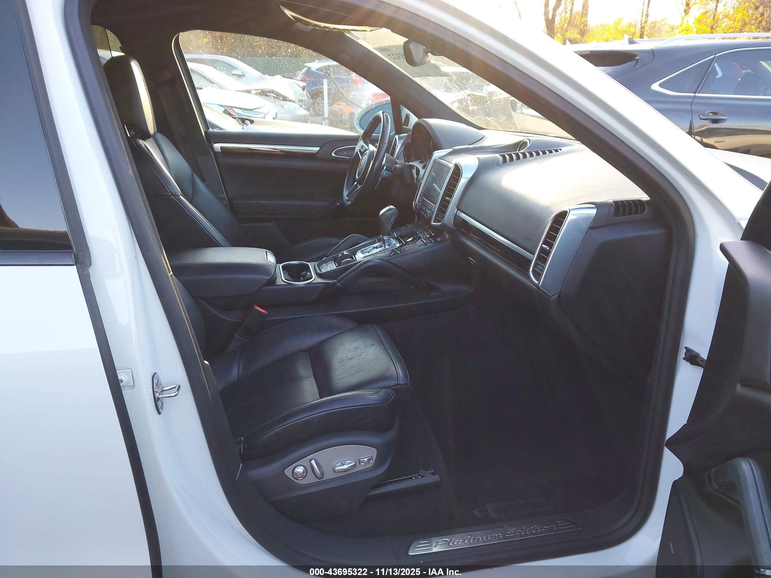 PORSCHE CAYENNE image 5