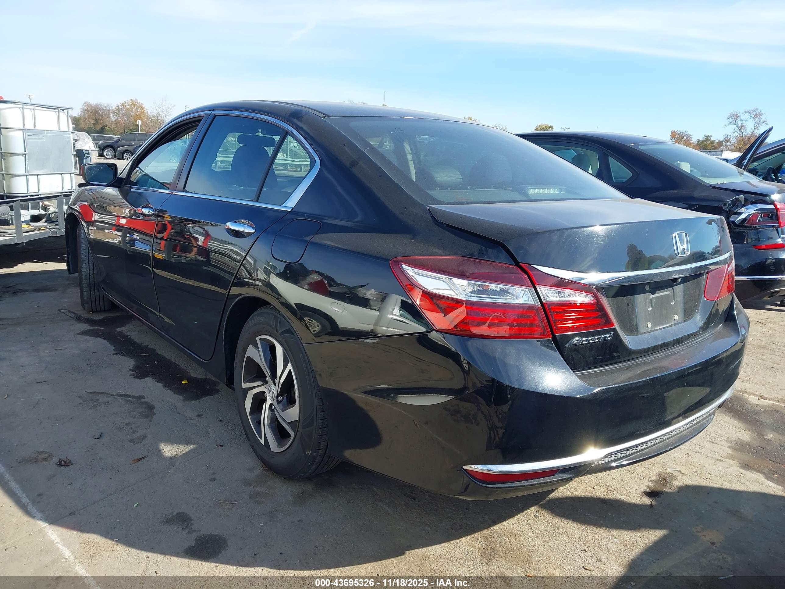 HONDA ACCORD image 3