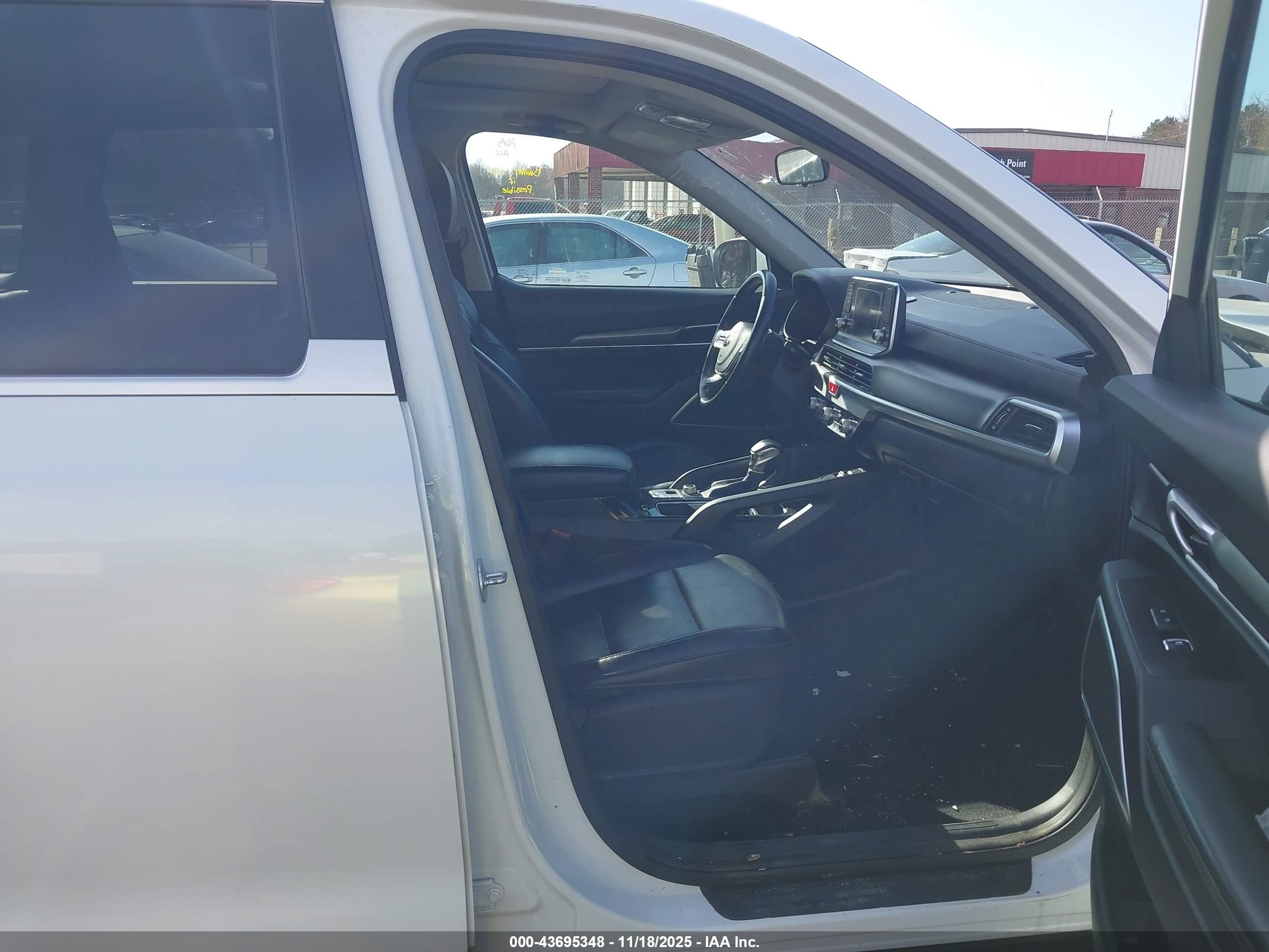 KIA TELLURIDE image 5