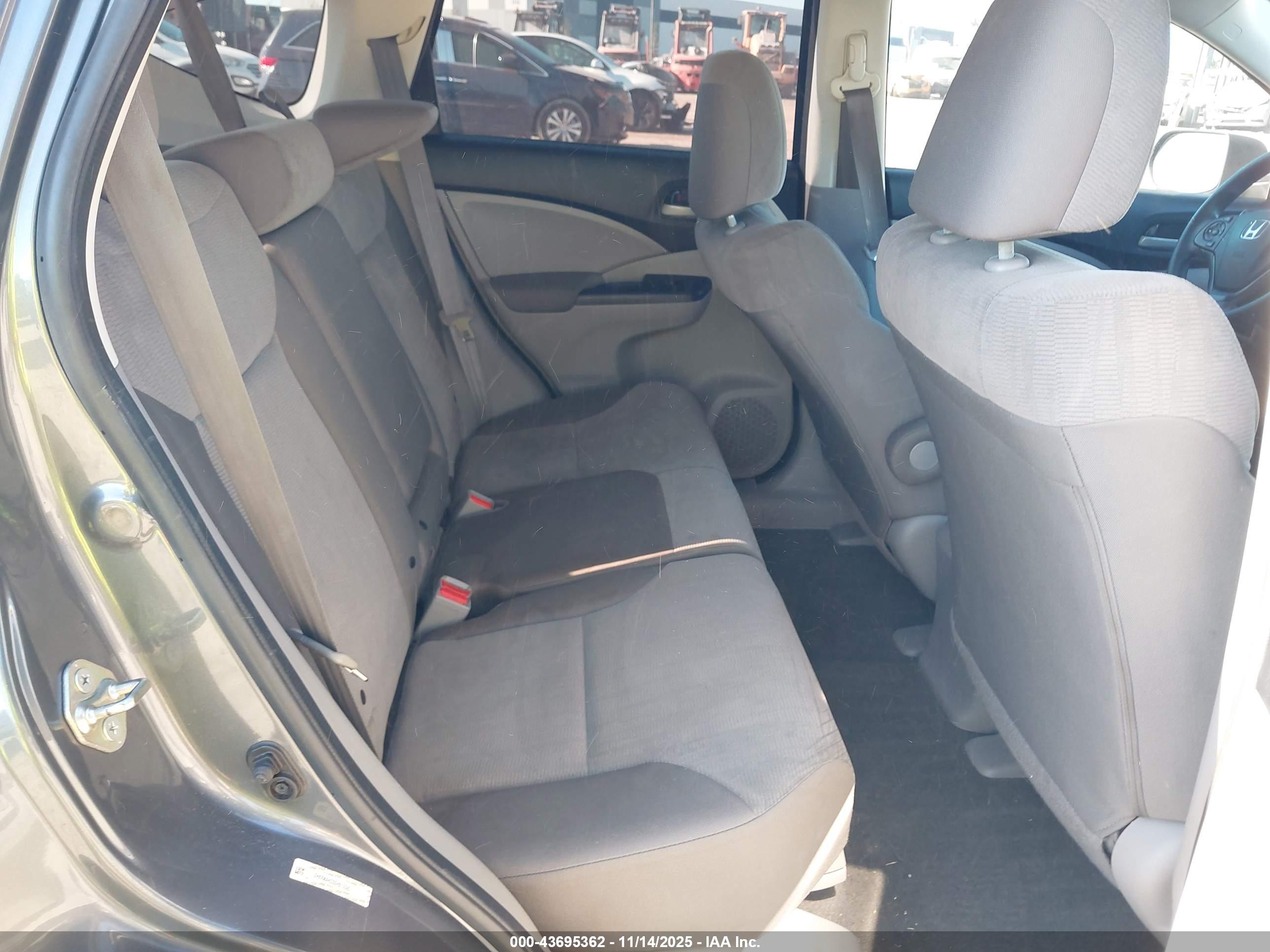 HONDA CR-V image 8