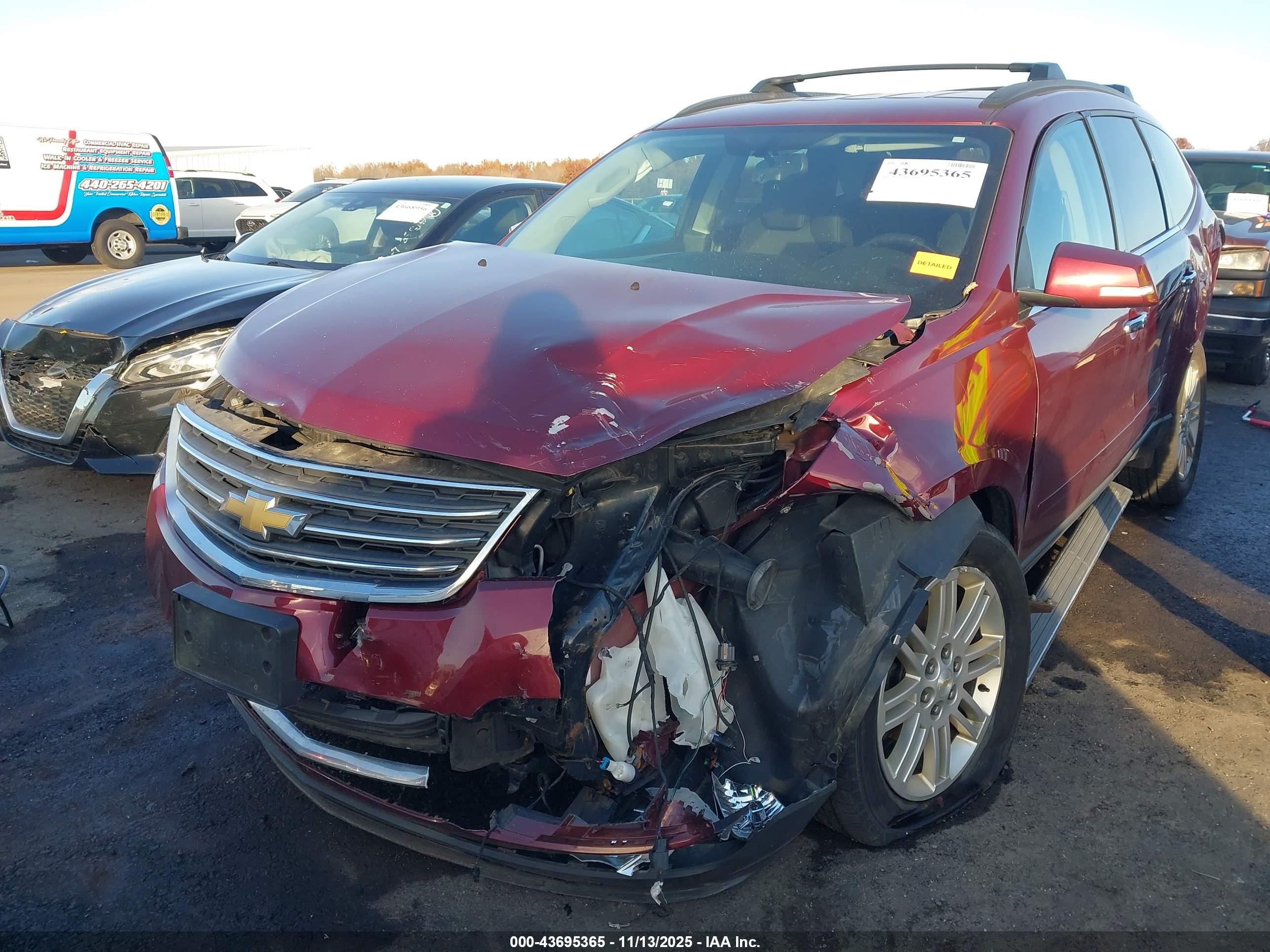 CHEVROLET TRAVERSE image 6