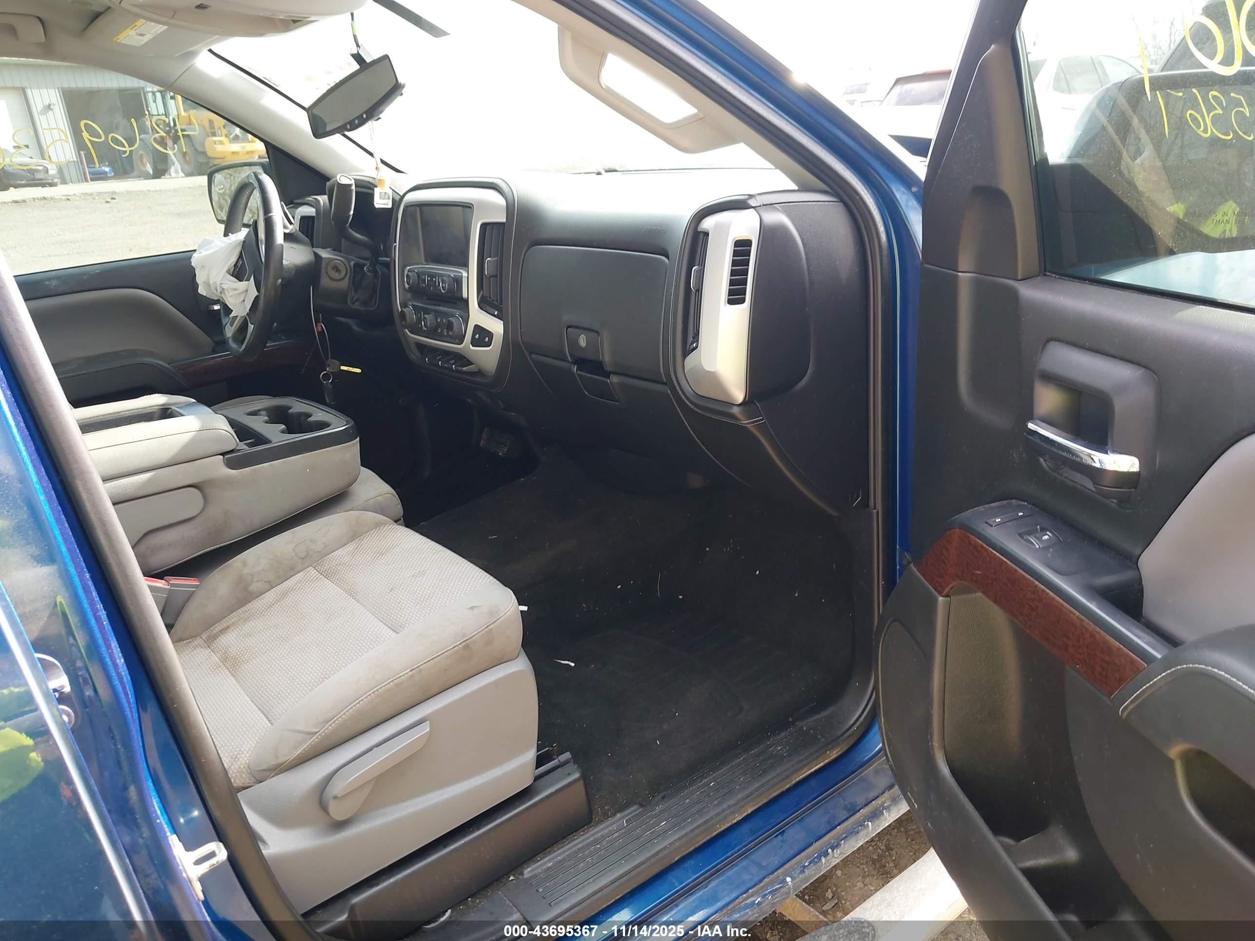 GMC SIERRA image 5
