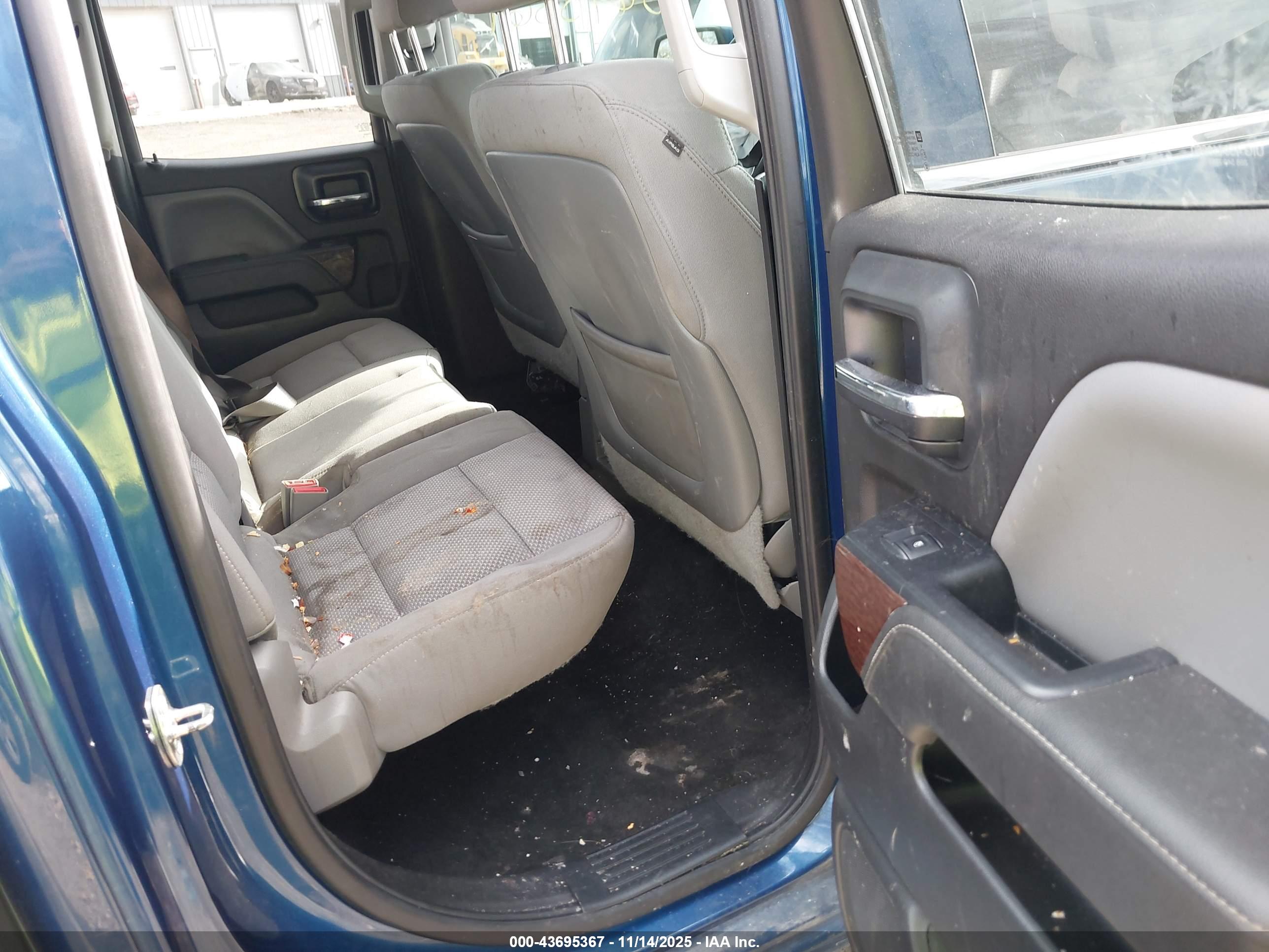 GMC SIERRA image 8