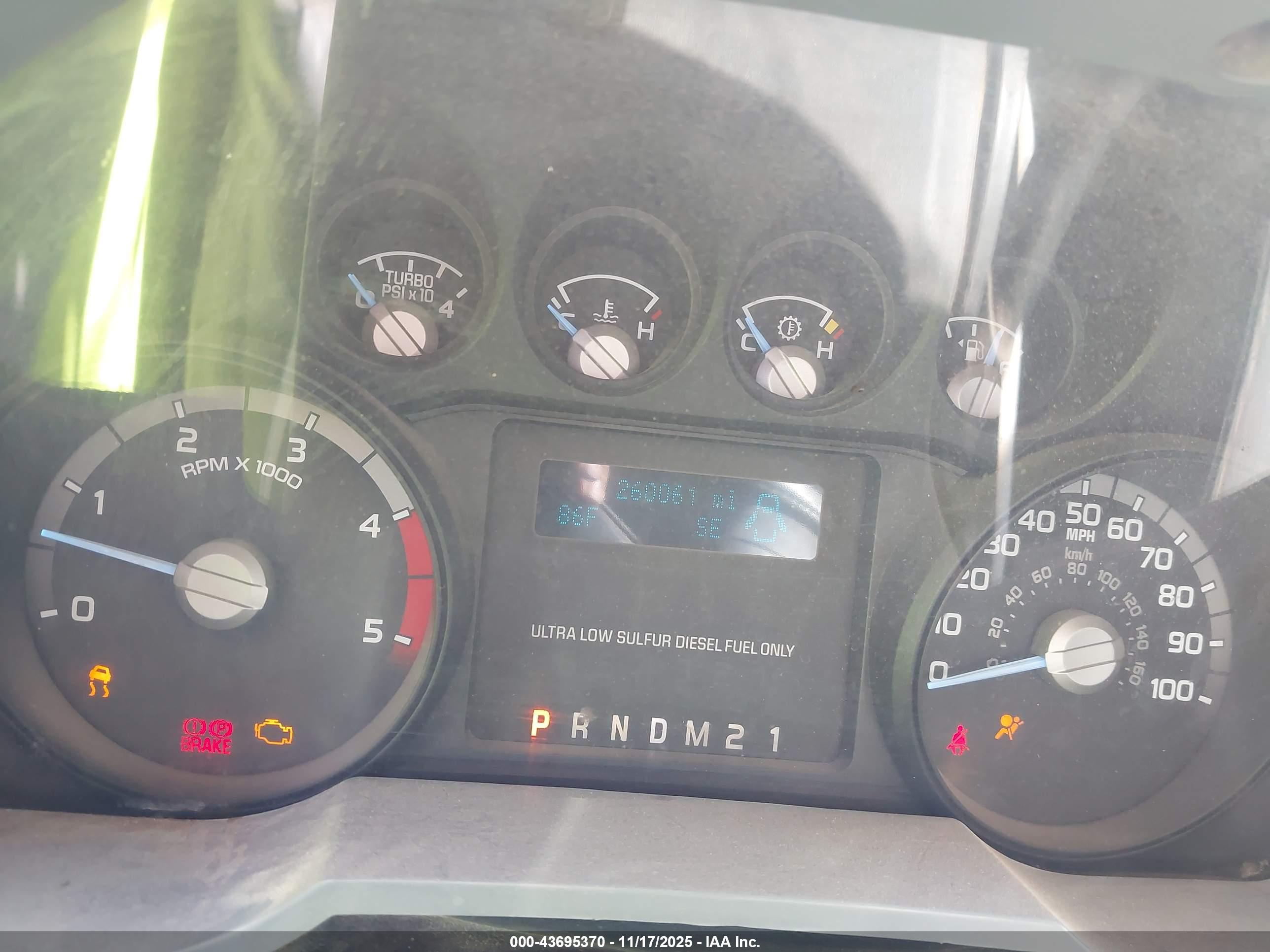 FORD F-450 image 6